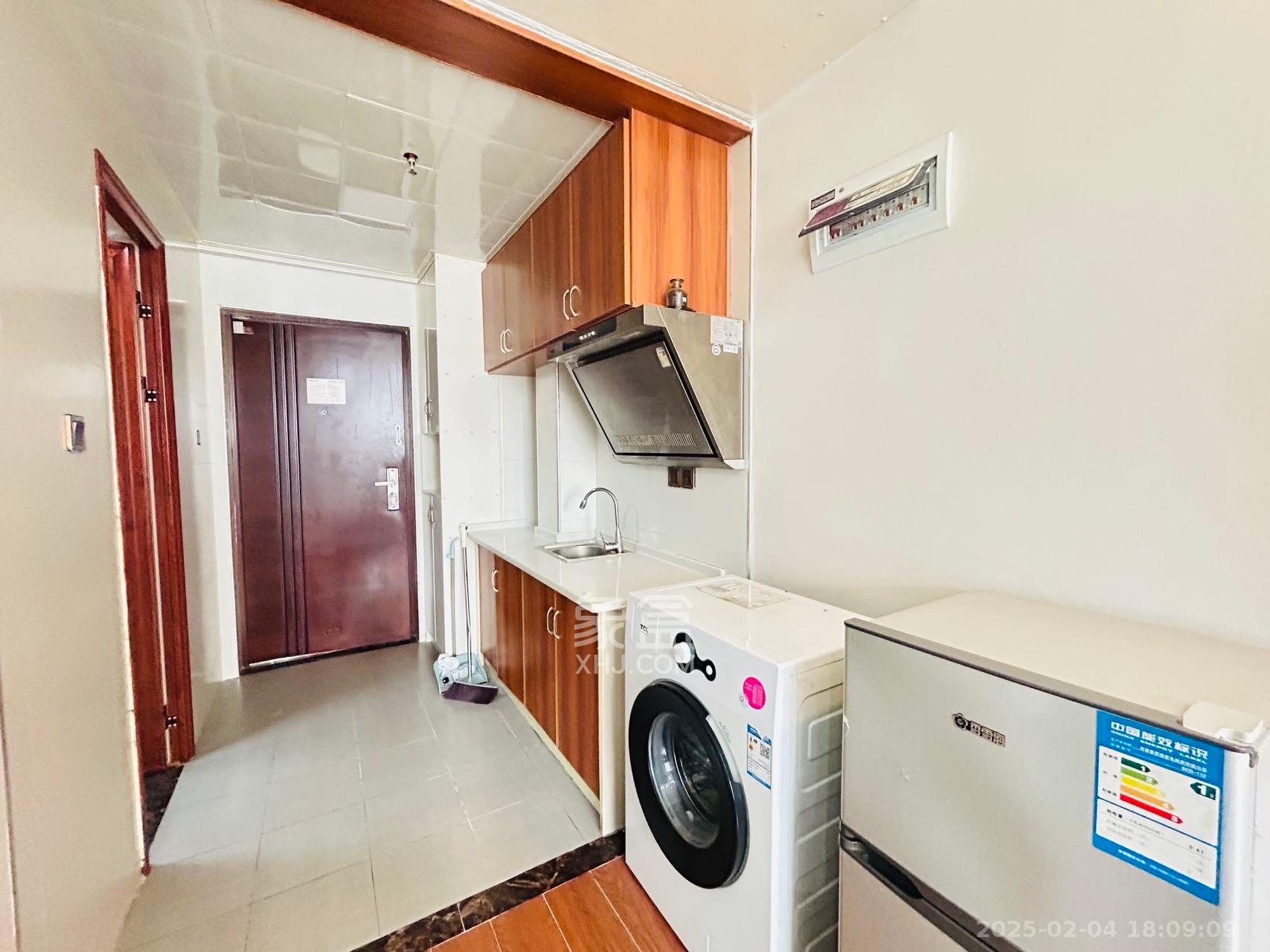 达美美立方 1室1厅1卫 1600.0元/月 达美美立方 1室1厅1卫 1600.0元/月室内图