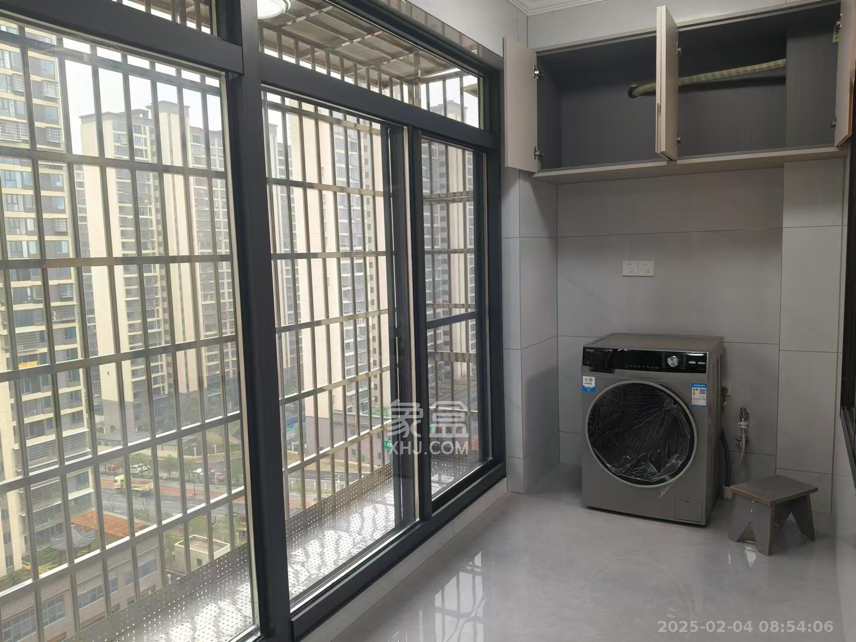 桥头家园三期 3室2厅2卫 2200.0元/月 桥头家园三期 3室2厅2卫 2200.0元/月室内图