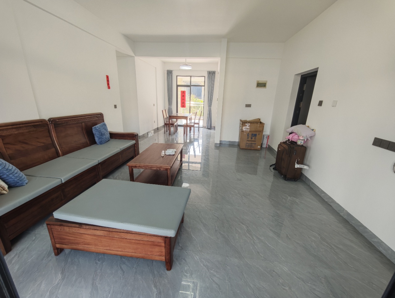 昌茂西雅图·丽湾  3室2厅2卫    180.0万 昌茂西雅图·丽湾  3室2厅2卫    180.0万室内图