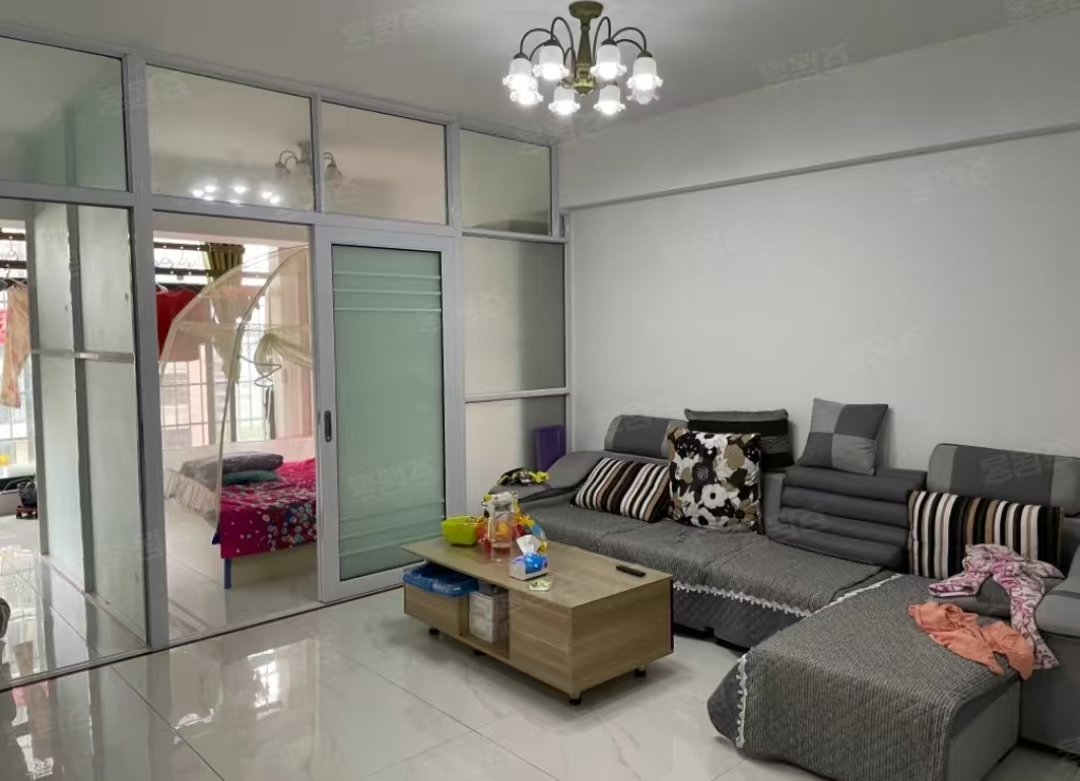 书香苑  1室0厅0卫    82.0万 书香苑  1室0厅0卫    82.0万室内图