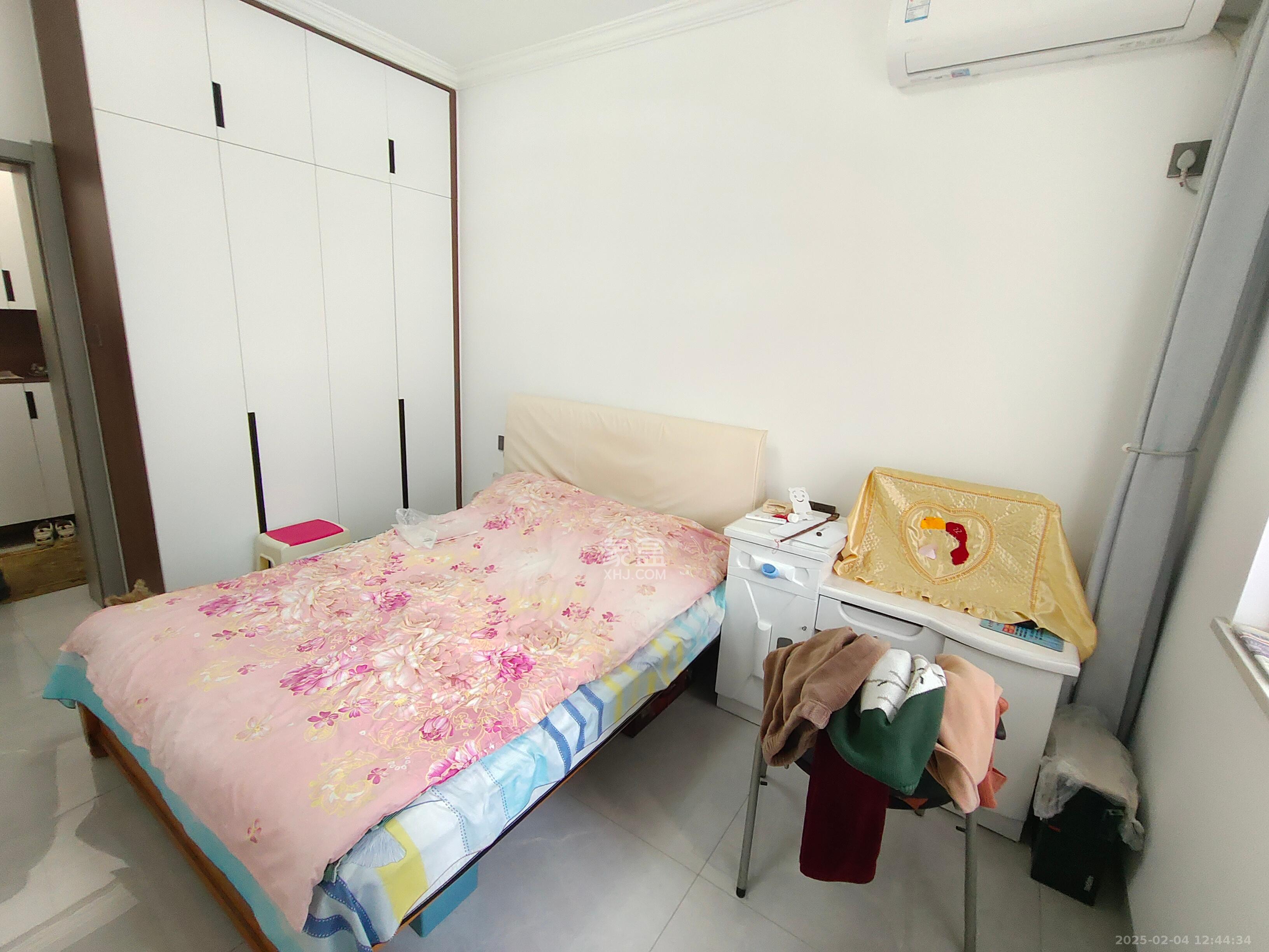 中南林业科技大学西区(西园教工宿舍) 2室2厅1卫 2300.0元/月 中南林业科技大学西区(西园教工宿舍) 2室2厅1卫 2300.0元/月室内图