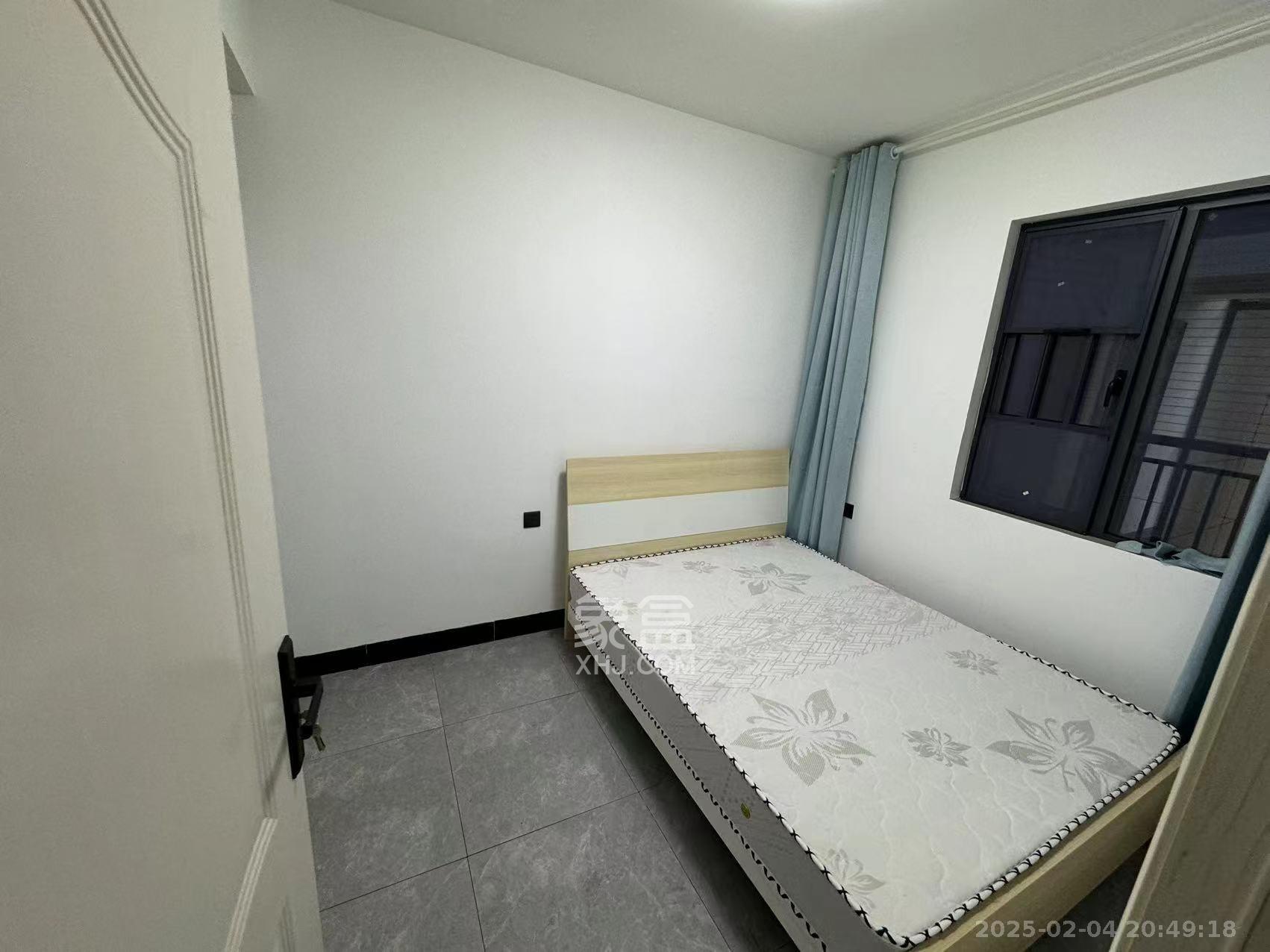 澳海澜庭 3室2厅1卫 1800.0元/月 澳海澜庭 3室2厅1卫 1800.0元/月室内图