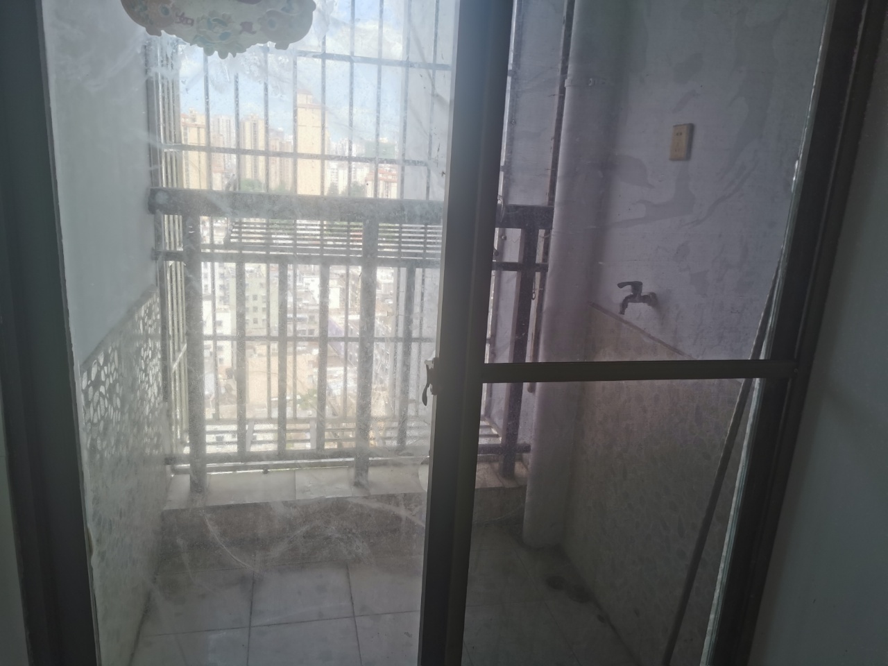 金湾花园  1室0厅0卫    65.0万 金湾花园  1室0厅0卫    65.0万室内图