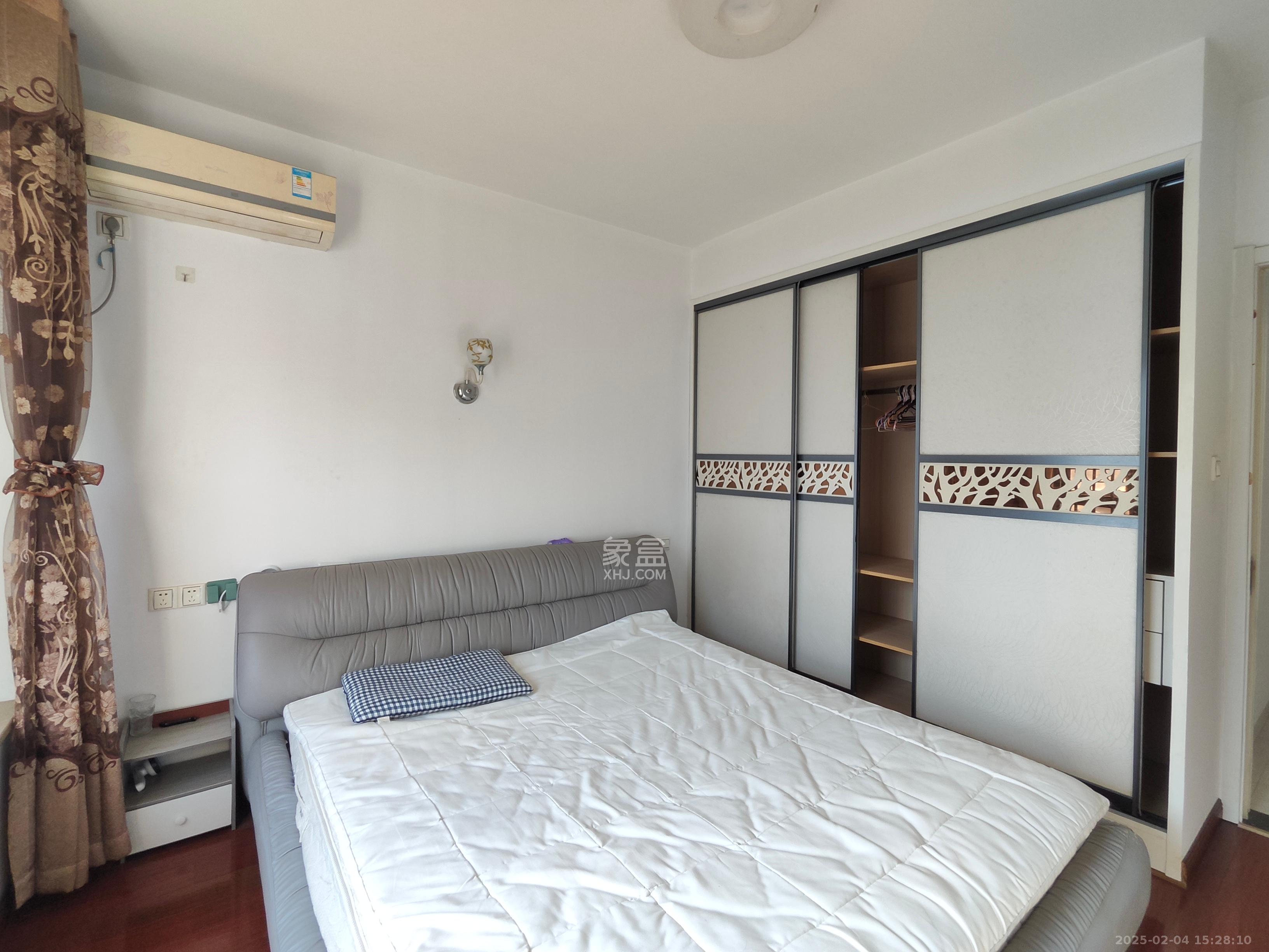 华润凤凰城二期 3室2厅1卫 2300.0元/月 华润凤凰城二期 3室2厅1卫 2300.0元/月室内图