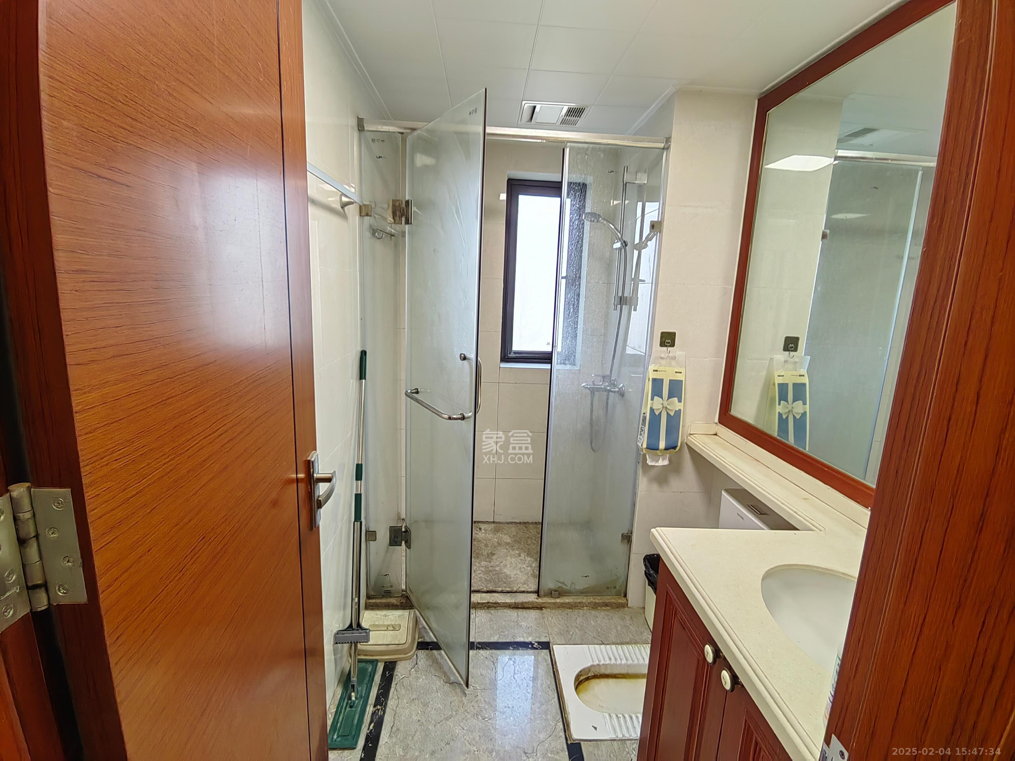 中海新城熙岸(中信新城五期) 4室2厅2卫 2750.0元/月 中海新城熙岸(中信新城五期) 4室2厅2卫 2750.0元/月室内图