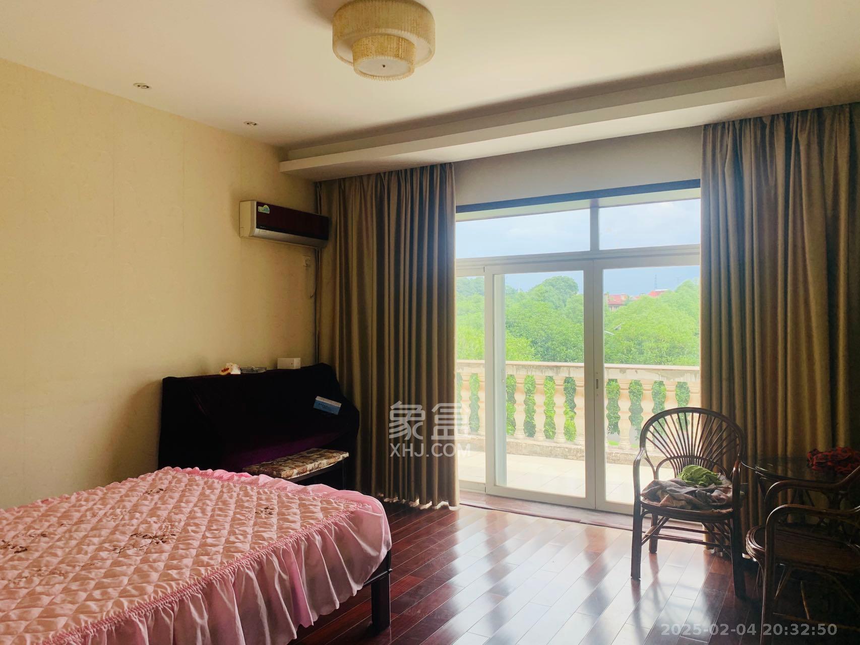 同升湖白竹水乡 5室2厅3卫 8800.0元/月 同升湖白竹水乡 5室2厅3卫 8800.0元/月室内图