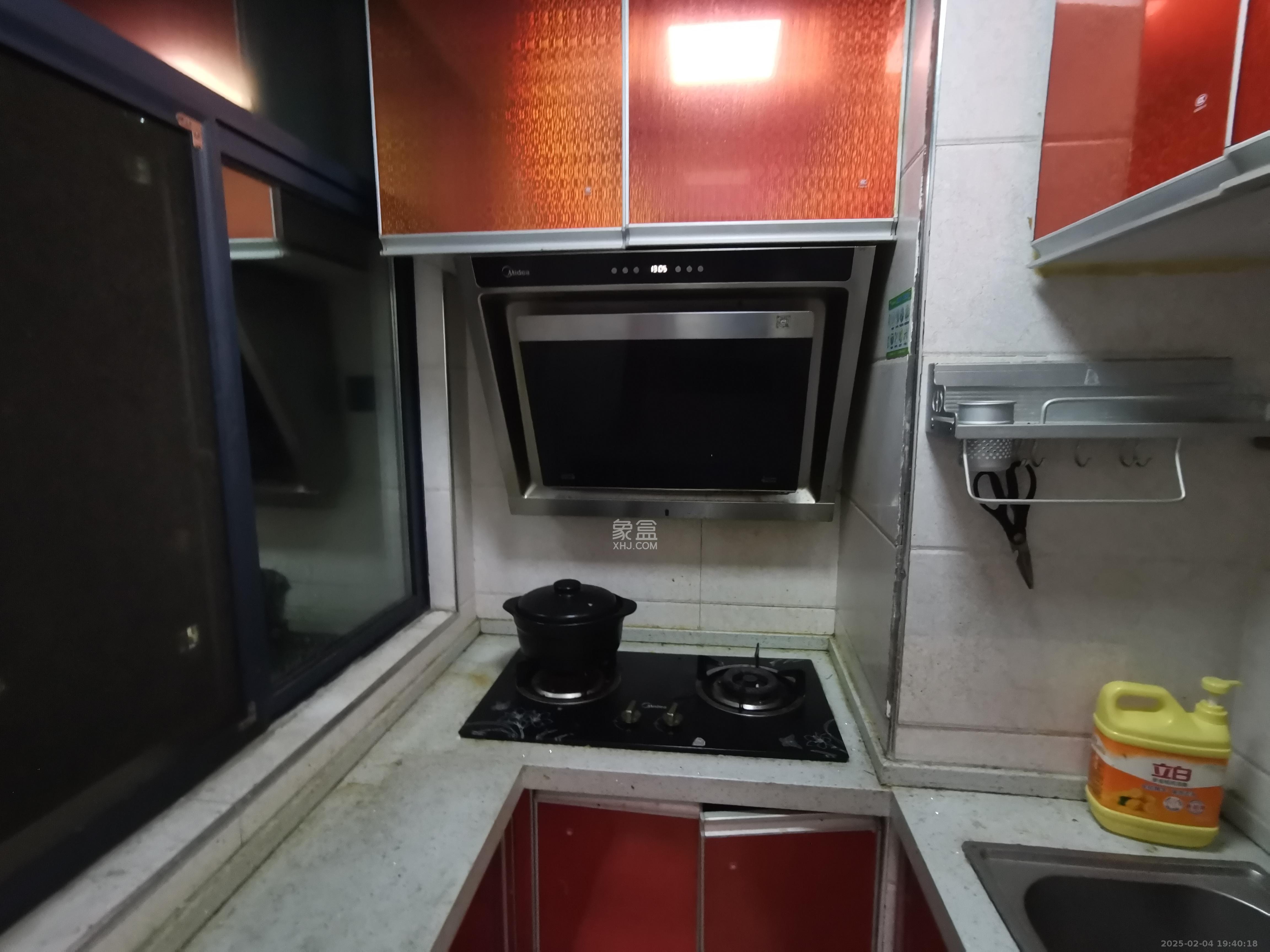 中南红领邦(红星嘉和苑) 1室1厅1卫 1600.0元/月 中南红领邦(红星嘉和苑) 1室1厅1卫 1600.0元/月室内图