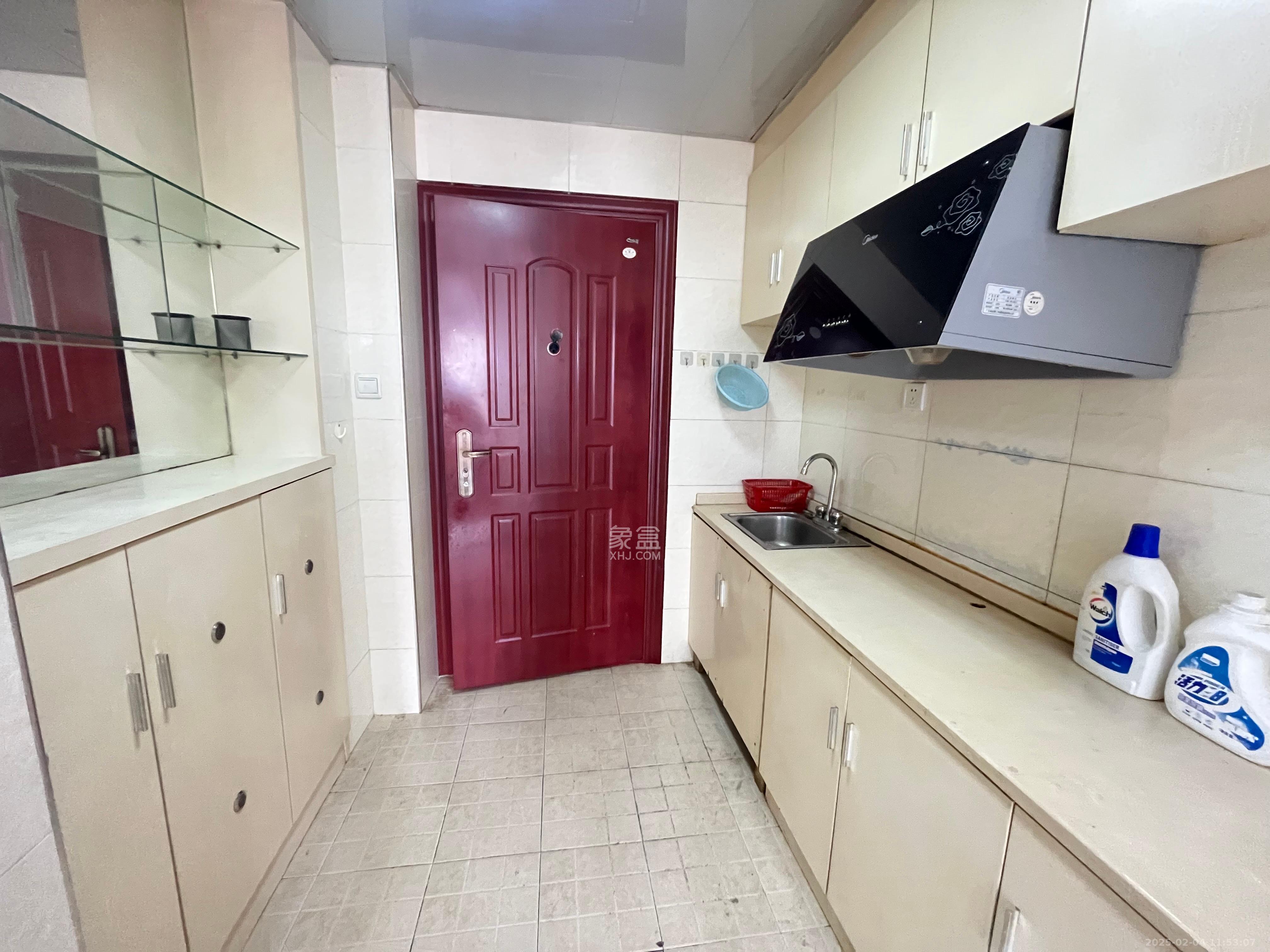 腾泰佳园 1室1厅1卫 900.0元/月 腾泰佳园 1室1厅1卫 900.0元/月室内图