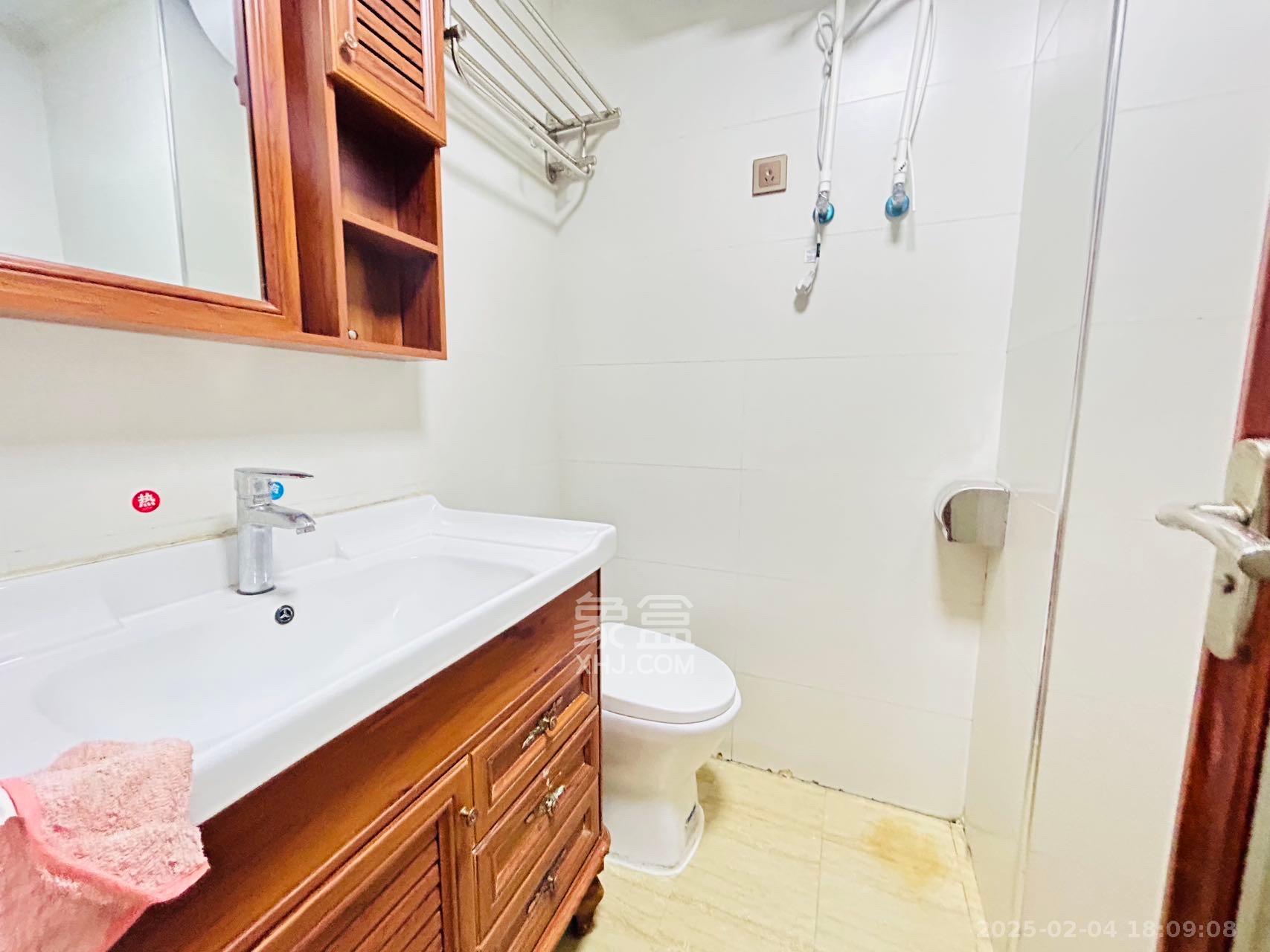 达美美立方 1室1厅1卫 1600.0元/月 达美美立方 1室1厅1卫 1600.0元/月室内图