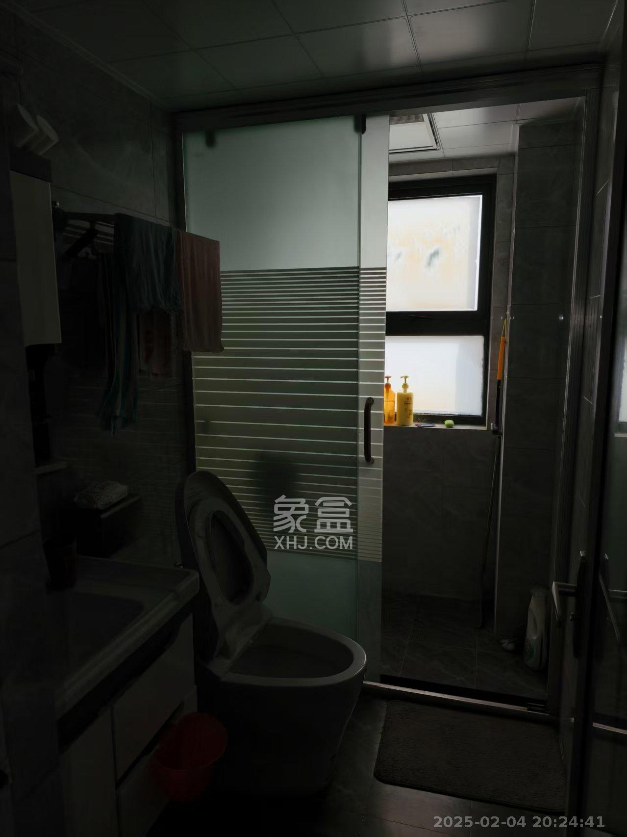 明发阅江悦府 4室2厅2卫 3200.0元/月 明发阅江悦府 4室2厅2卫 3200.0元/月室内图