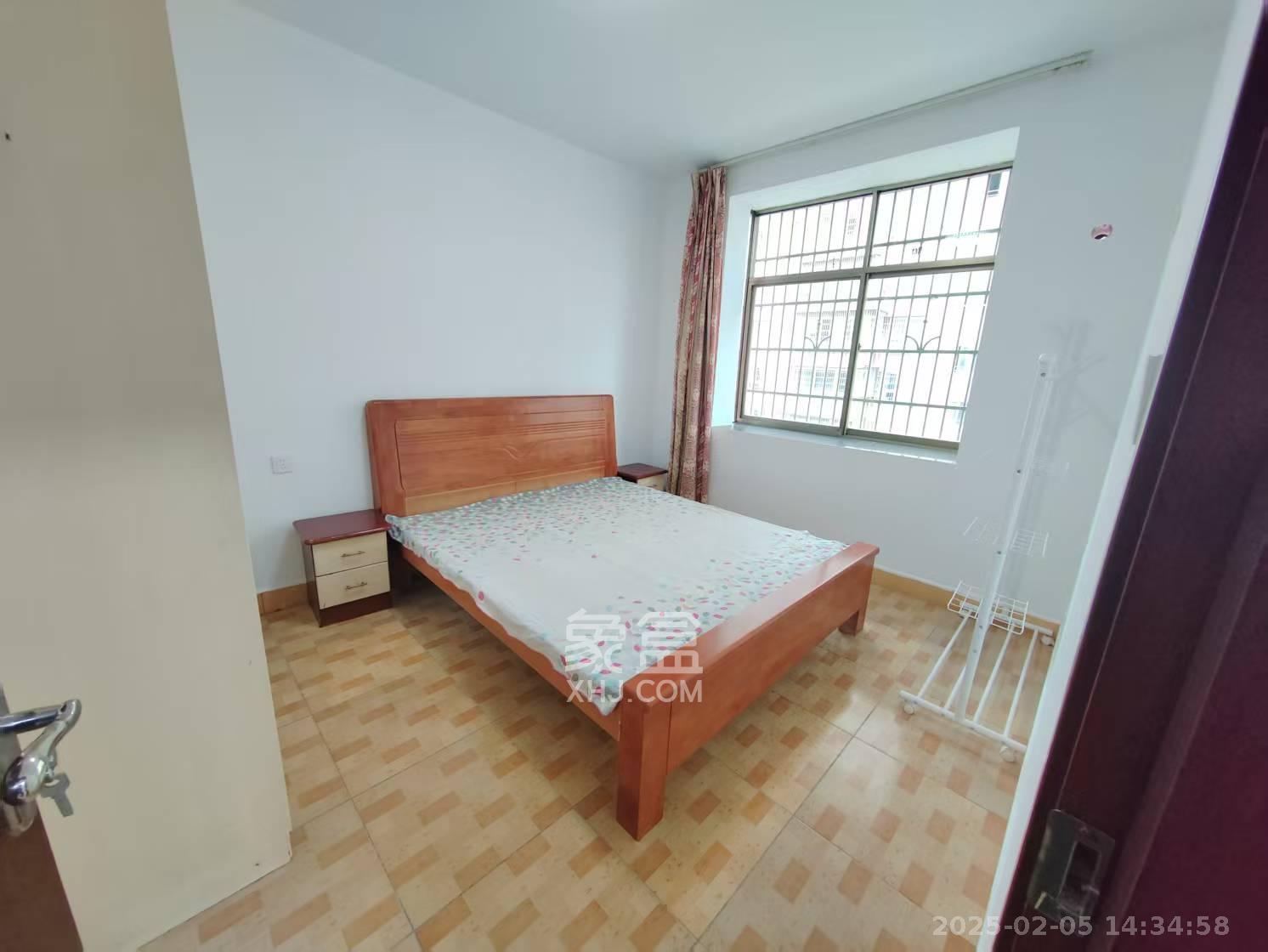 圭塘小区(圭塘一、二小区)  2室1厅1卫    1500.0元/月 圭塘小区(圭塘一、二小区)  2室1厅1卫    1500.0元/月室内图1