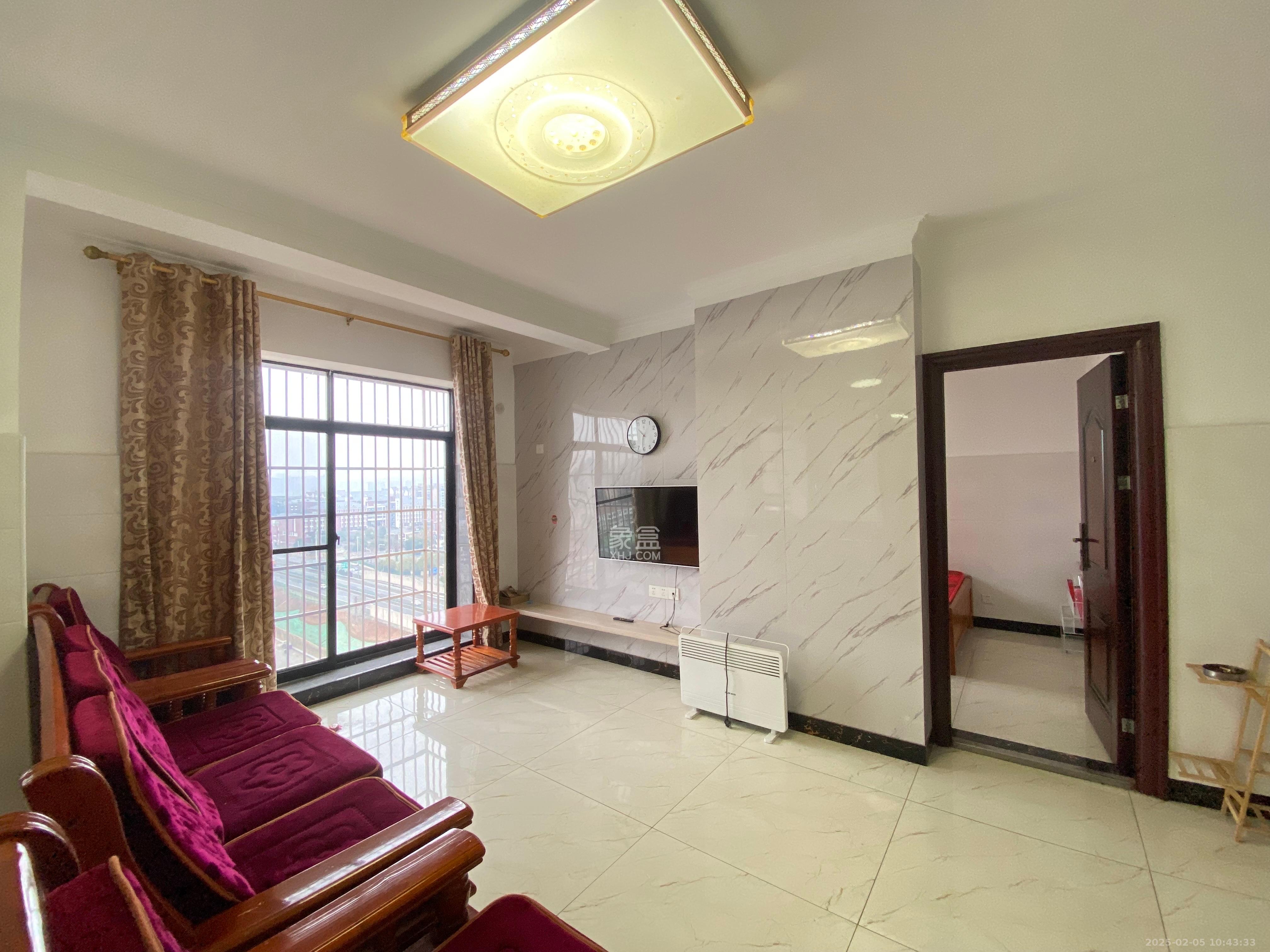 东岸梅园小区 2室2厅1卫 1800.0元/月 东岸梅园小区 2室2厅1卫 1800.0元/月室内图