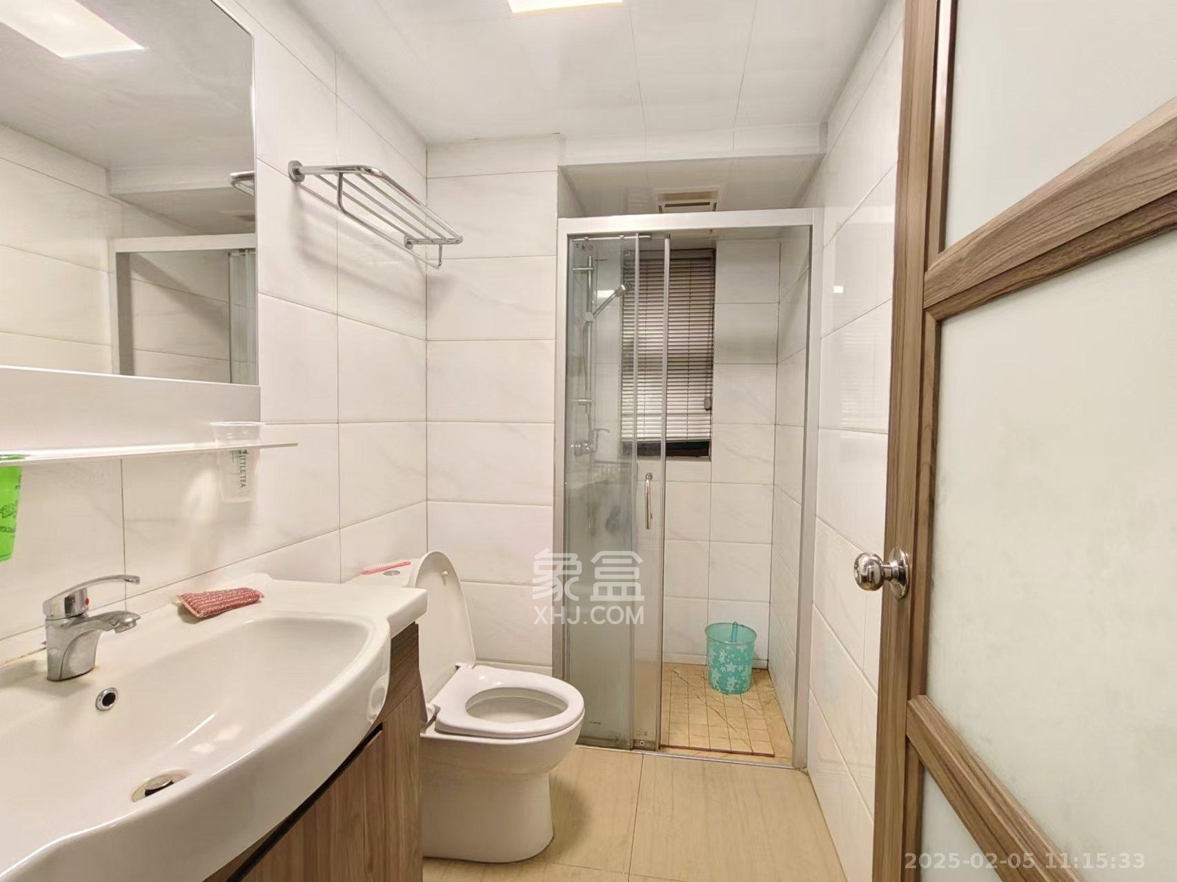 碧桂园星城首府  3室2厅2卫    2800.0元/月 碧桂园星城首府  3室2厅2卫    2800.0元/月室内图