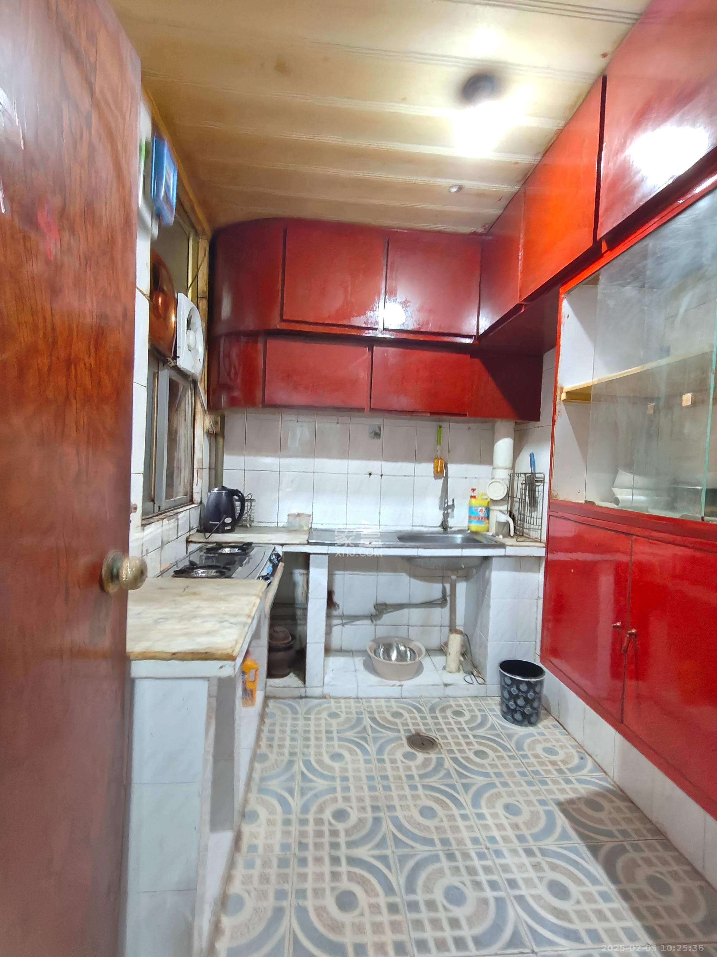 城市花园  2室1厅2卫    2500.0元/月 城市花园  2室1厅2卫    2500.0元/月室内图