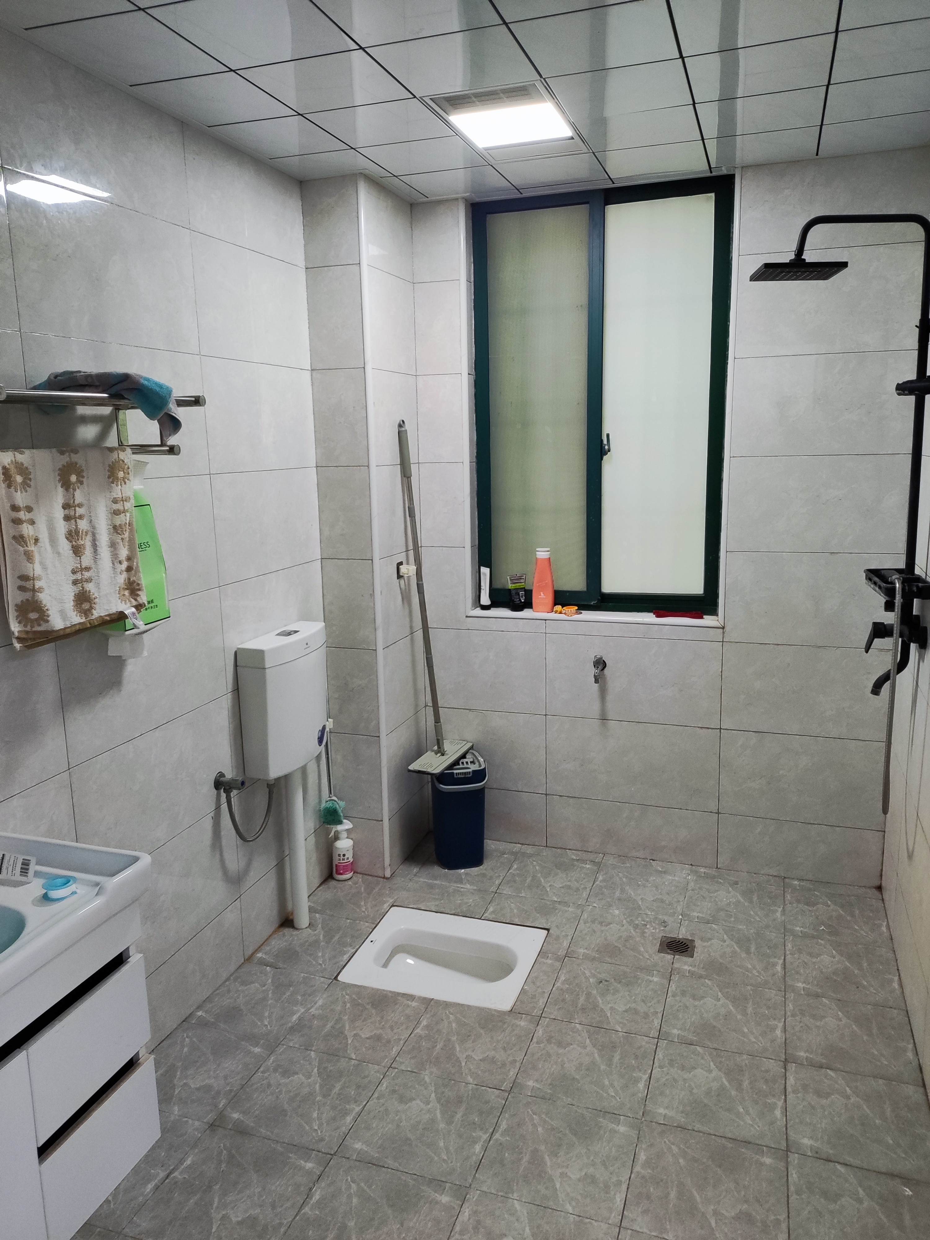 湘粤名城 3室2厅2卫 2500.0元/月 湘粤名城 3室2厅2卫 2500.0元/月室内图