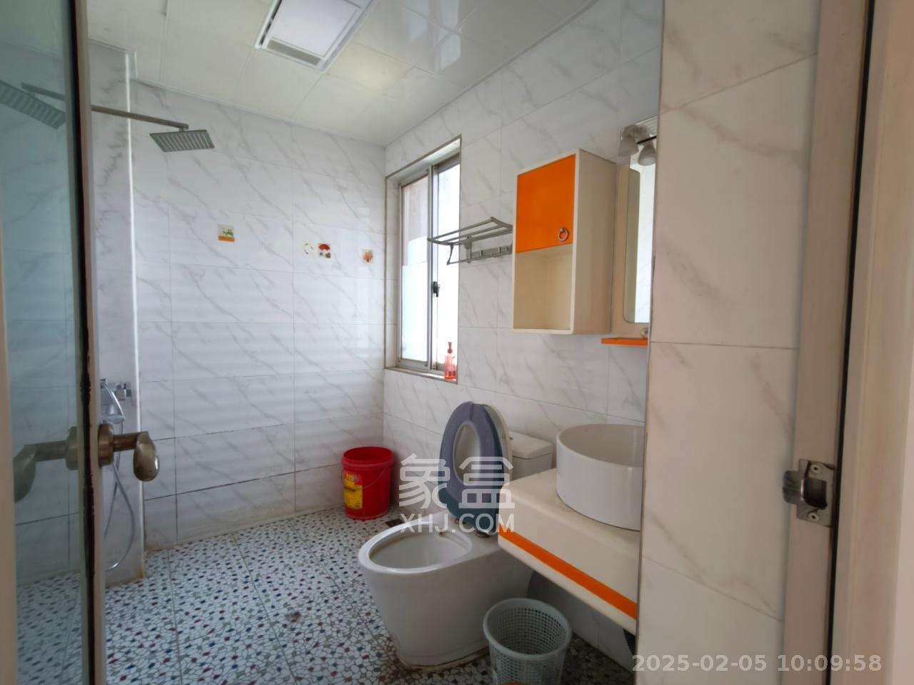 德泽苑 1室0厅0卫 2000.0元/月 德泽苑 1室0厅0卫 2000.0元/月室内图