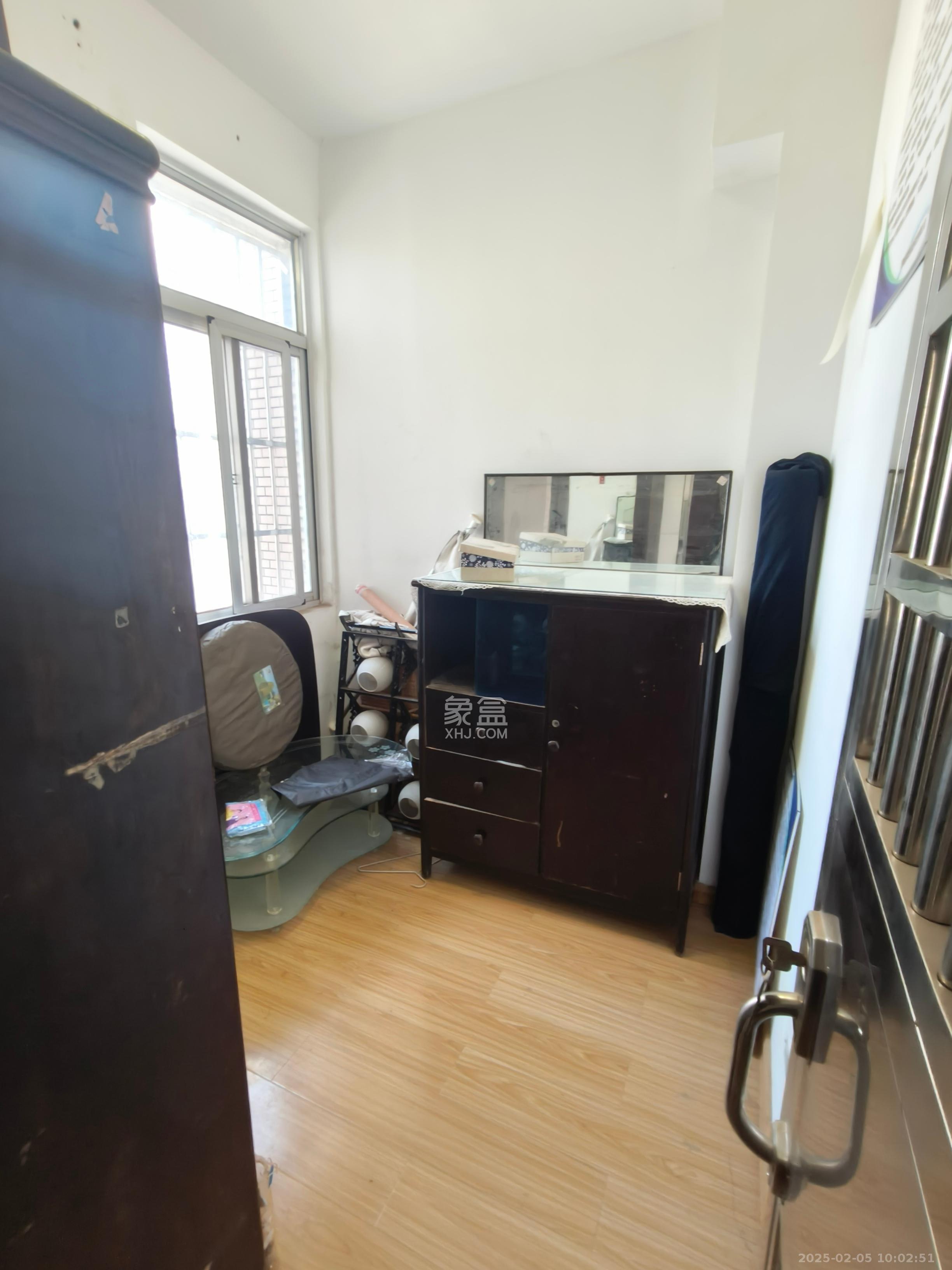 德泽苑  3室2厅2卫    2200.0元/月 德泽苑  3室2厅2卫    2200.0元/月室内图