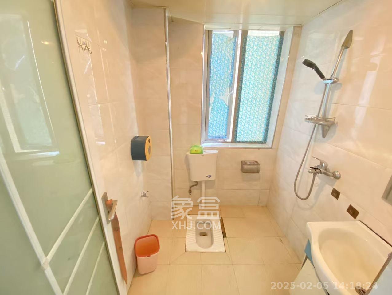 层上观邸 3室1厅1卫 2400.0元/月 层上观邸 3室1厅1卫 2400.0元/月室内图