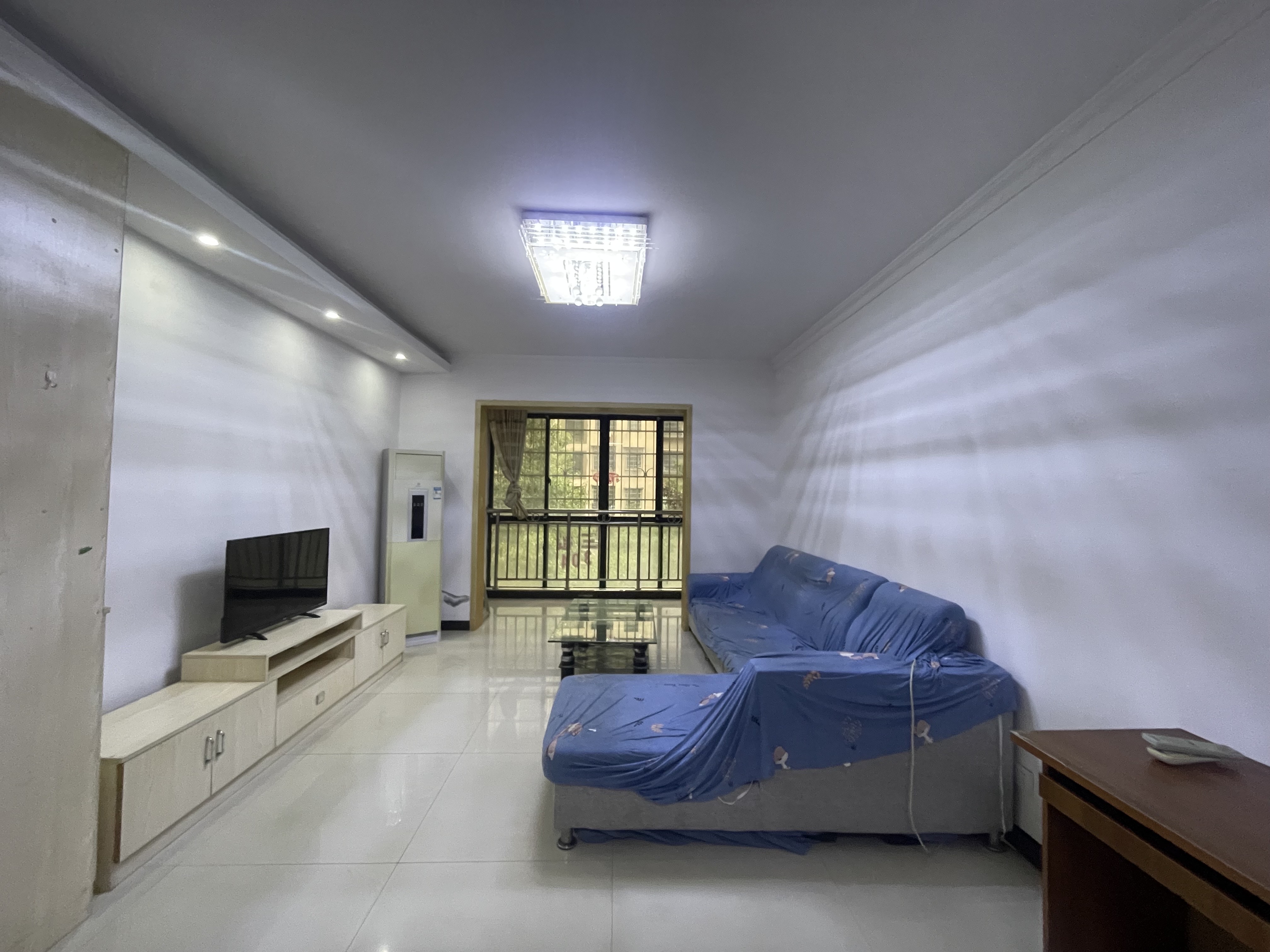 岳华嘉园 2室2厅1卫 2000.0元/月 岳华嘉园 2室2厅1卫 2000.0元/月户型图