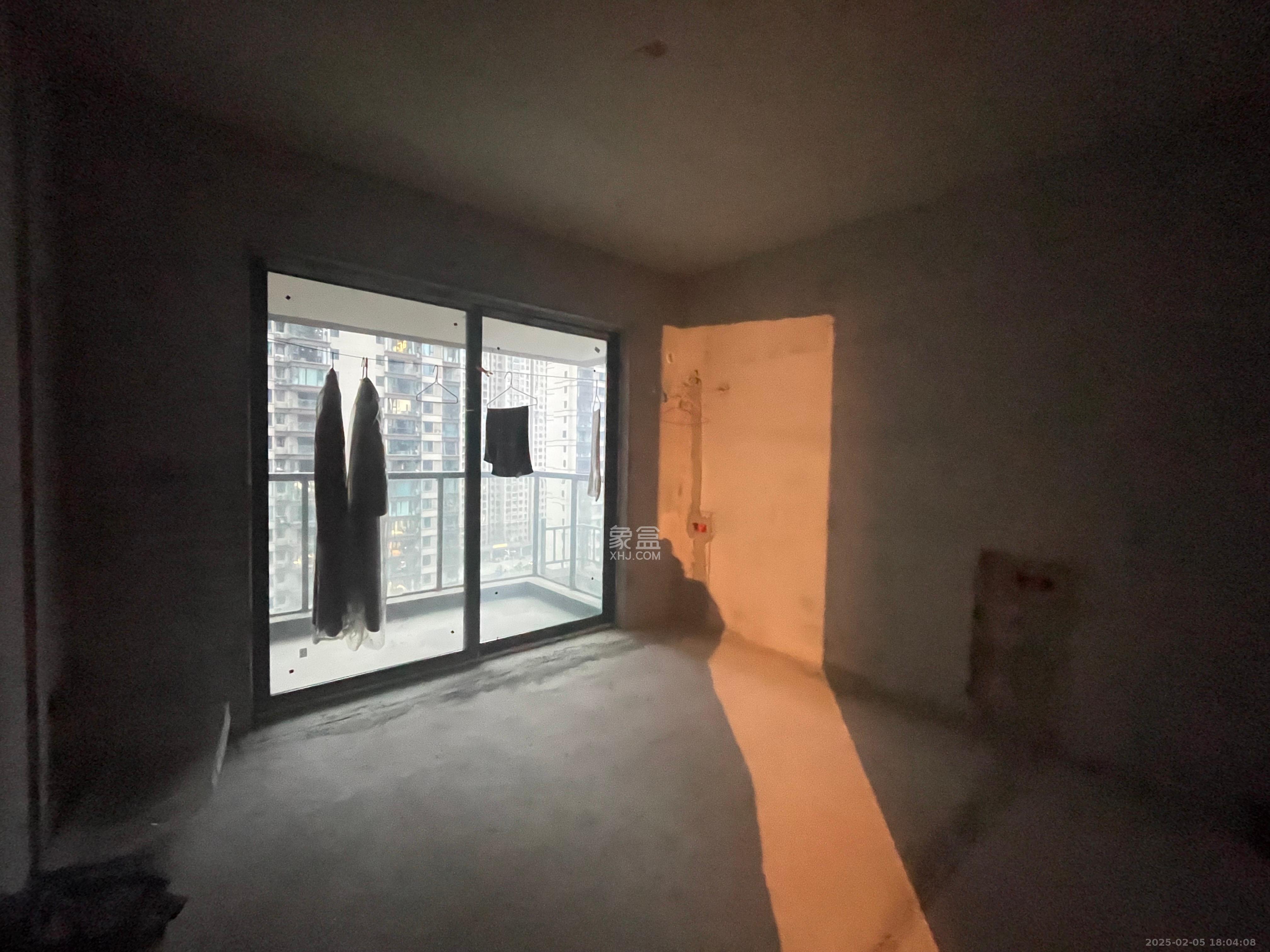 辉煌国际城三期 4室2厅2卫 1200.0元/月 辉煌国际城三期 4室2厅2卫 1200.0元/月室内图