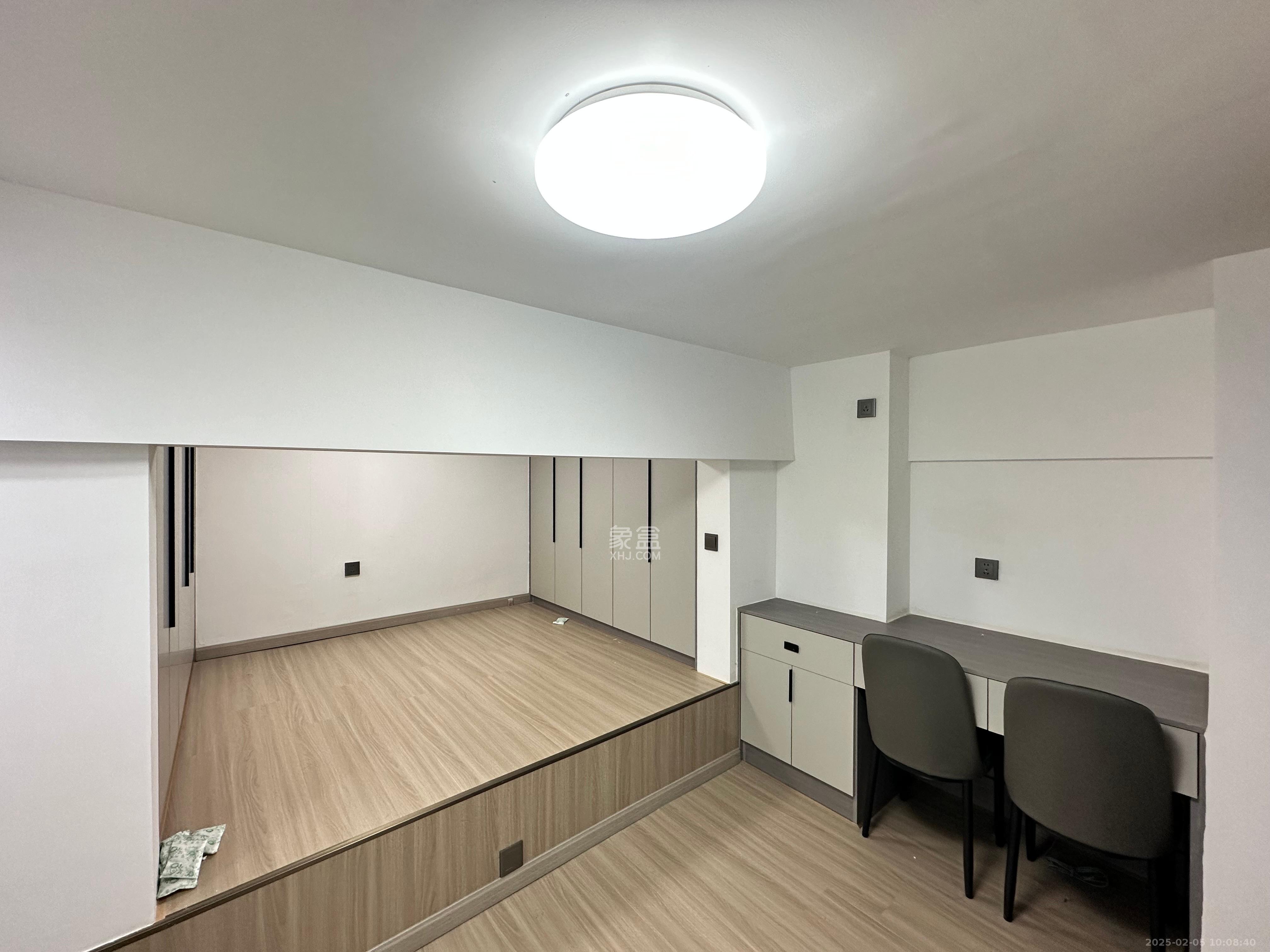 龙湖铂金岛 2室1厅1卫 2400.0元/月 龙湖铂金岛 2室1厅1卫 2400.0元/月室内图