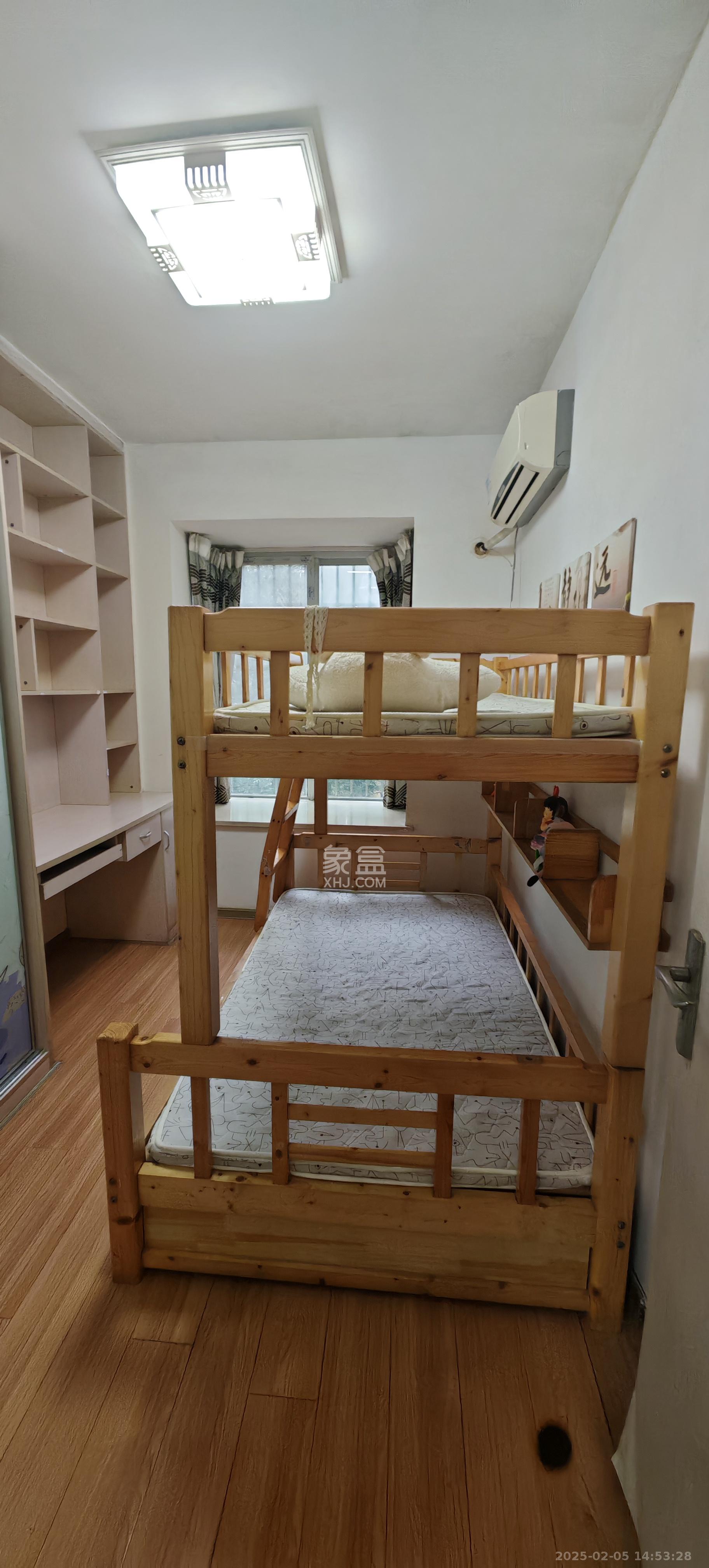 生活艺术城  3室2厅2卫   2400.00元/月室内图