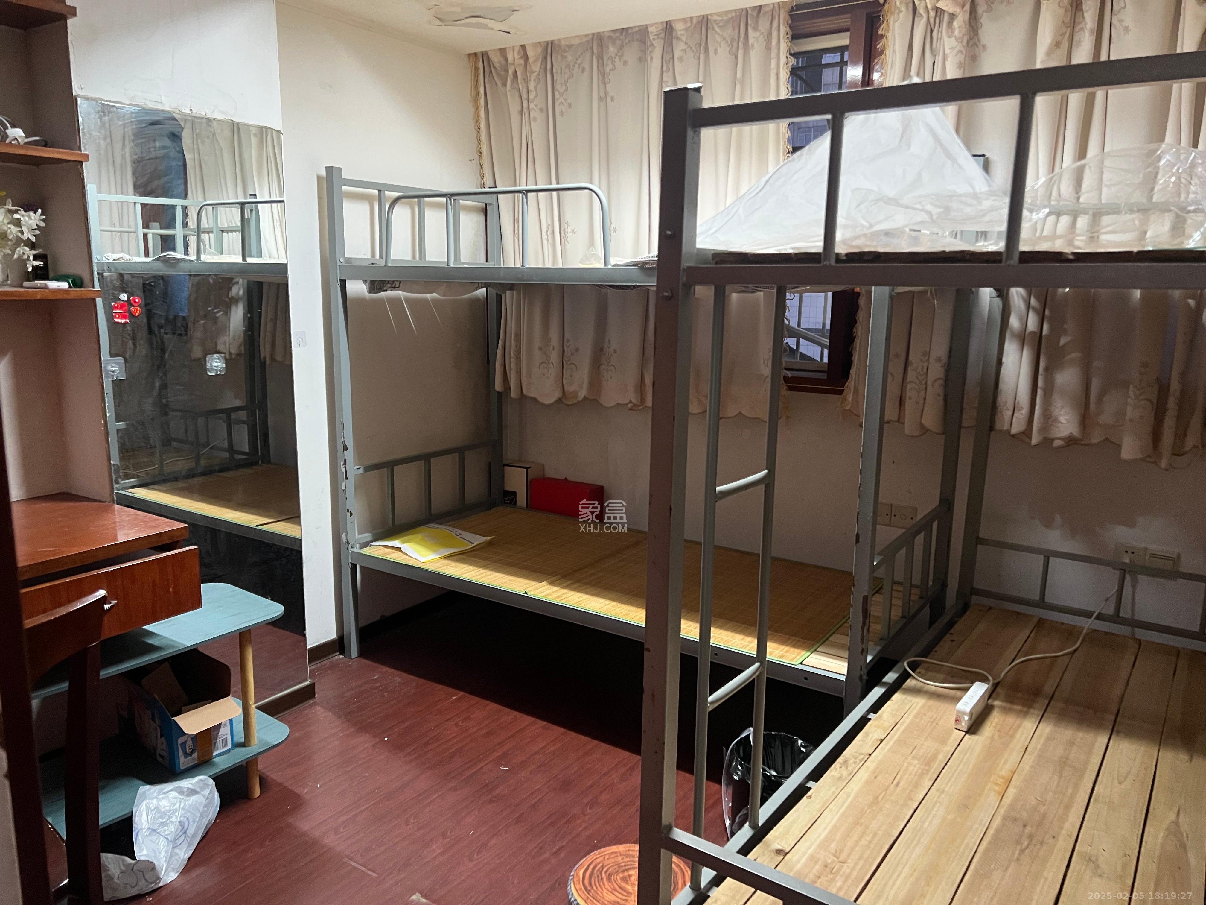 新世界商贸城 2室1厅1卫 3600.0元/月 新世界商贸城 2室1厅1卫 3600.0元/月室内图