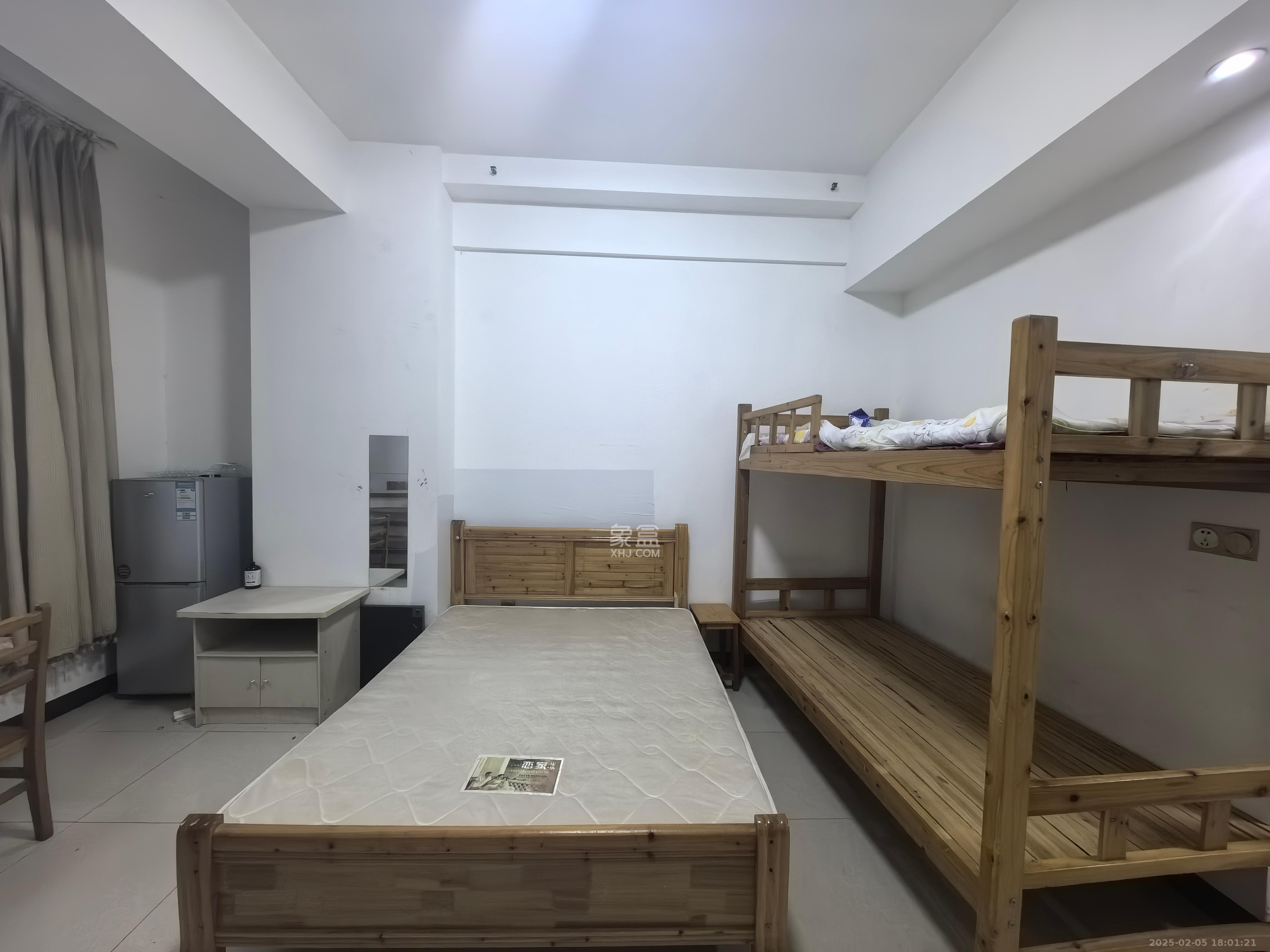 金茂梅溪湖 1室1厅1卫 1200.0元/月 金茂梅溪湖 1室1厅1卫 1200.0元/月室内图