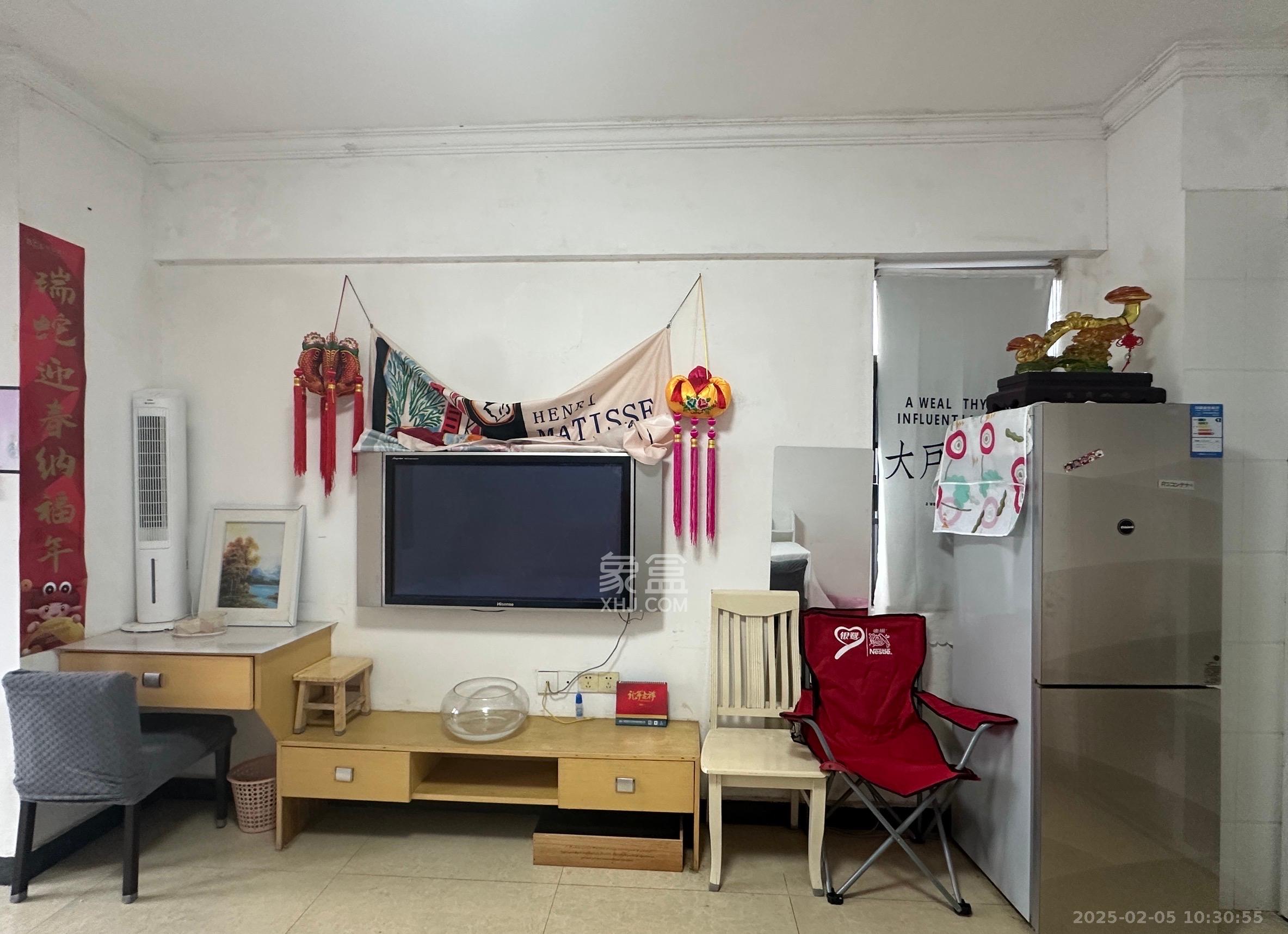 万象凯旋湾 1室1厅1卫 1400.0元/月 万象凯旋湾 1室1厅1卫 1400.0元/月室内图