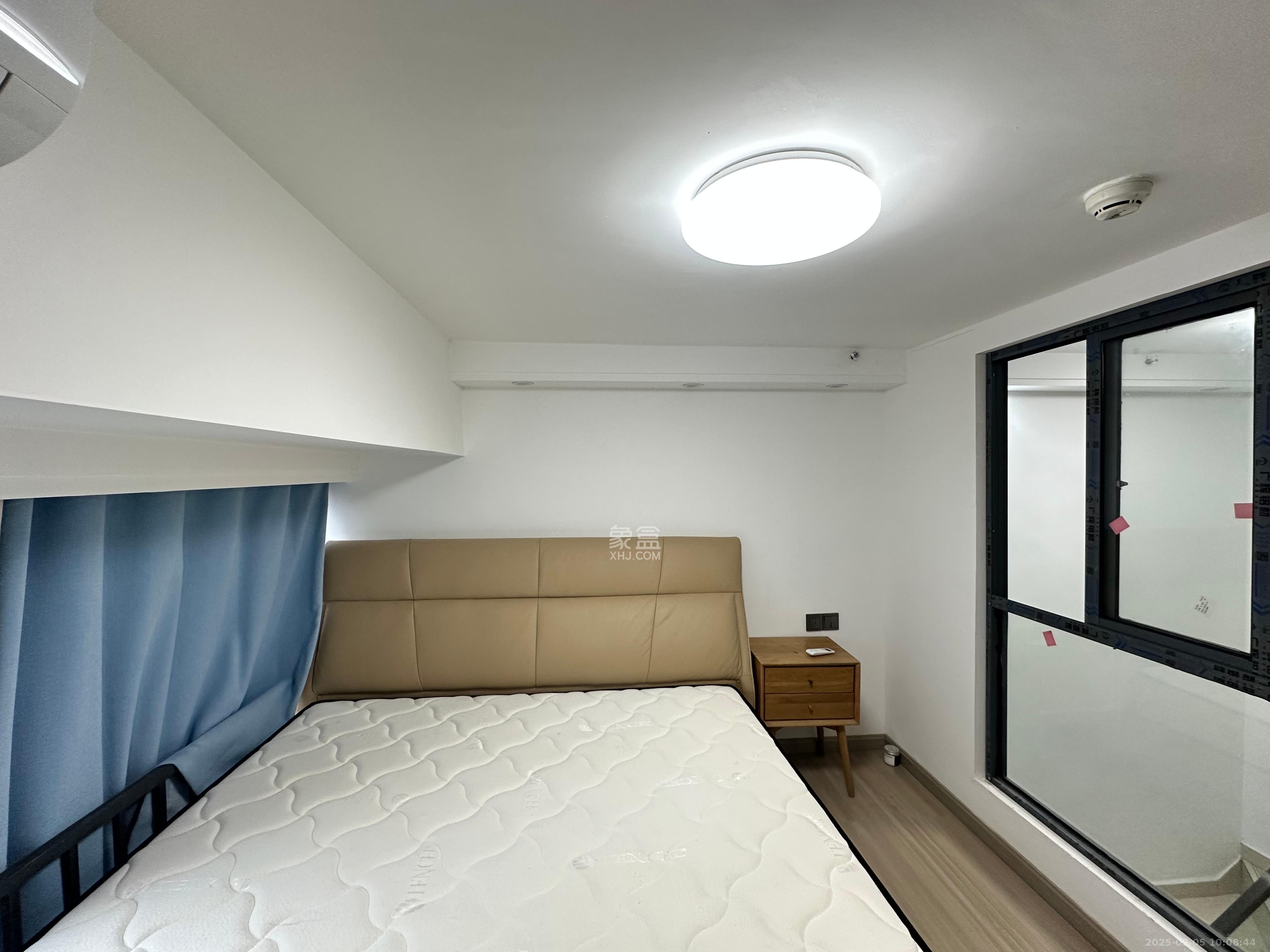 龙湖铂金岛 2室1厅1卫 2400.0元/月 龙湖铂金岛 2室1厅1卫 2400.0元/月室内图