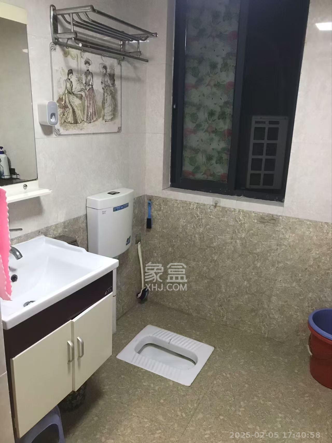 优山美地  4室2厅2卫   2700.00元/月室内图