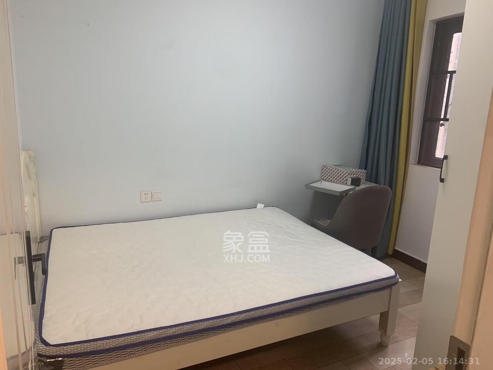 荣盛花语书苑  3室2厅2卫   3500.00元/月室内图