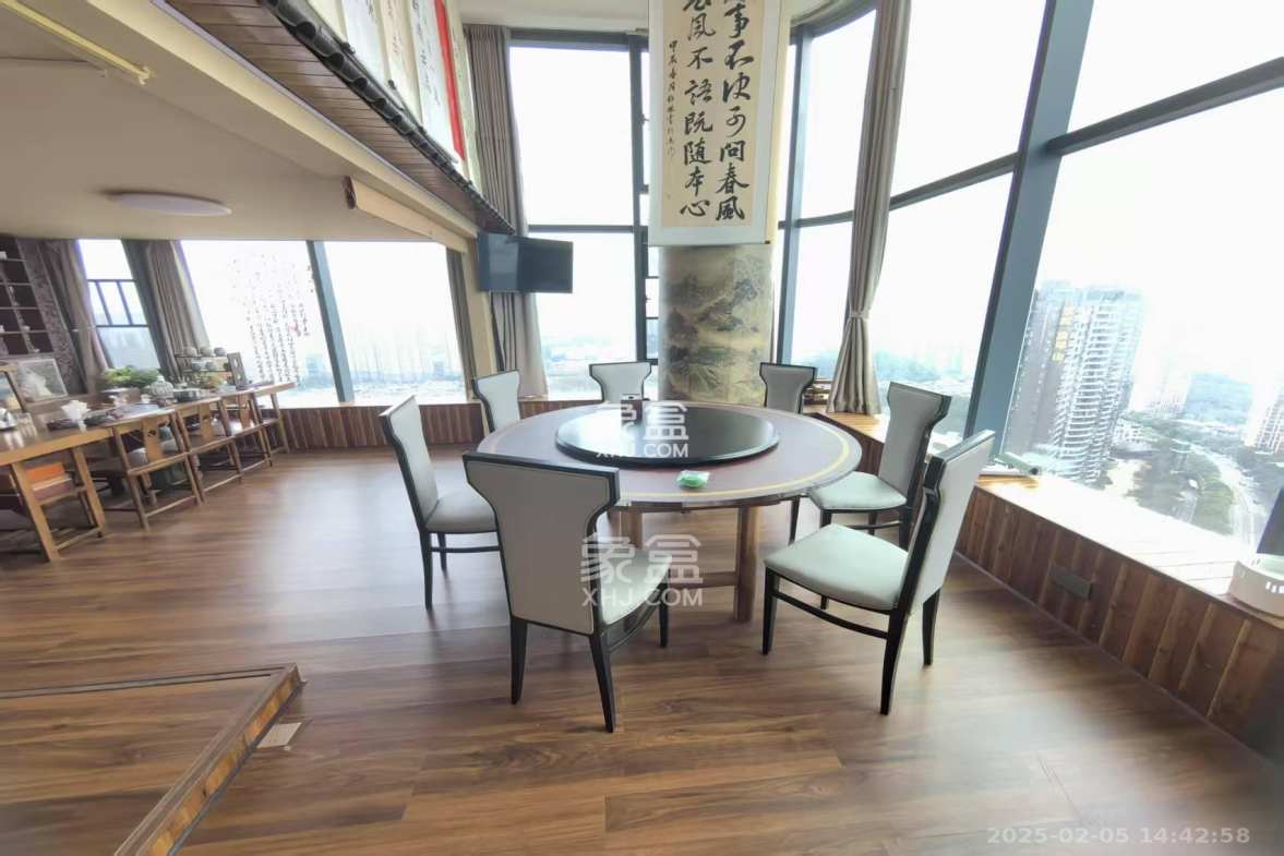 京武浪琴山三期(京武中心) 4室2厅2卫 6700.0元/月 京武浪琴山三期(京武中心) 4室2厅2卫 6700.0元/月室内图