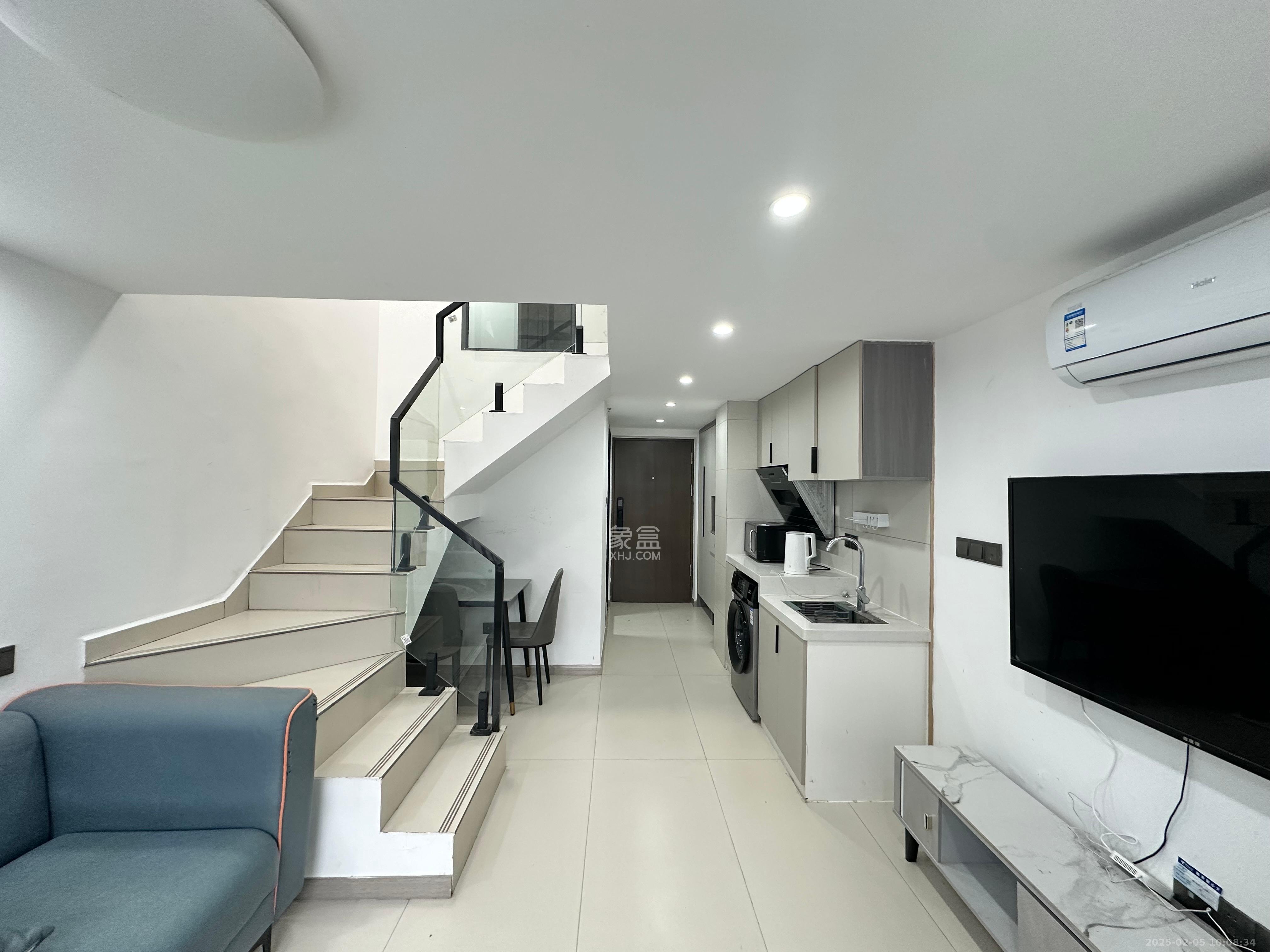 龙湖铂金岛 2室1厅1卫 2400.0元/月 龙湖铂金岛 2室1厅1卫 2400.0元/月室内图