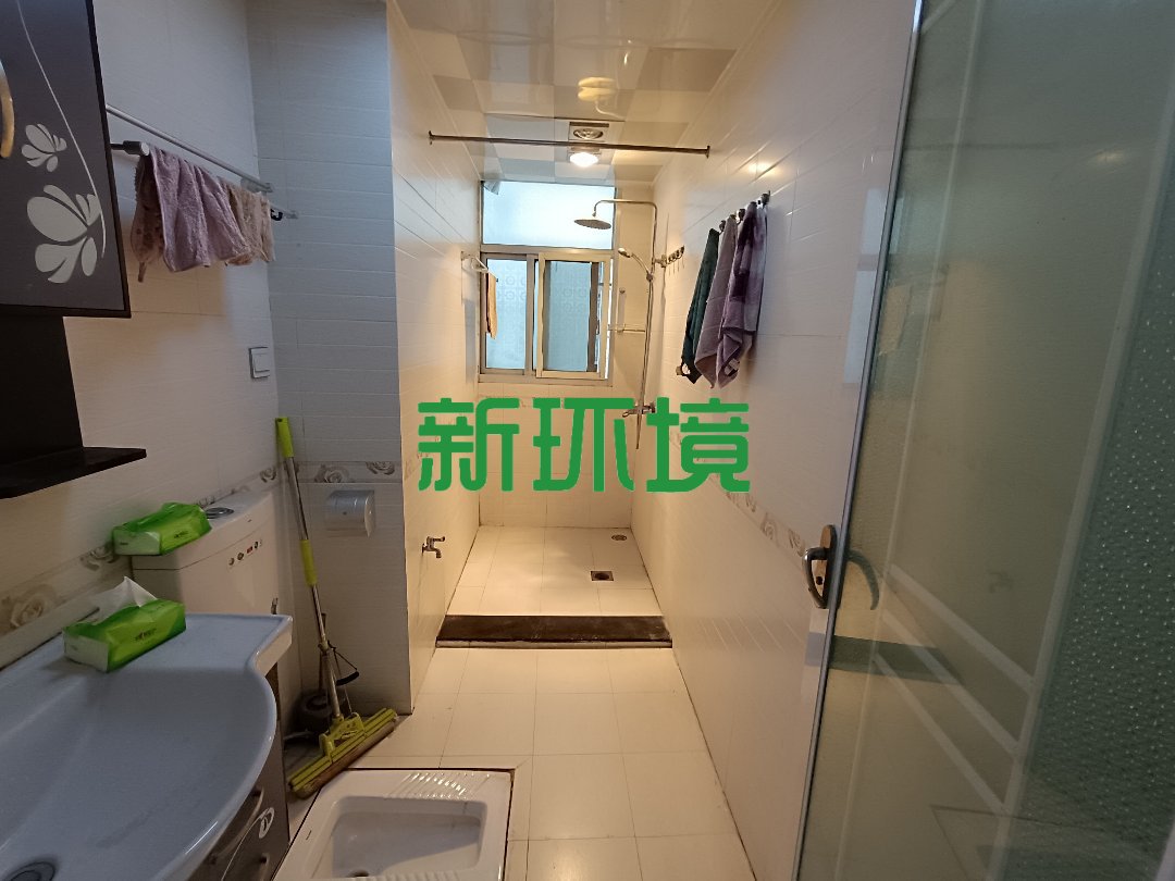 紫舞骊珠  3室2厅2卫   65.80万客厅