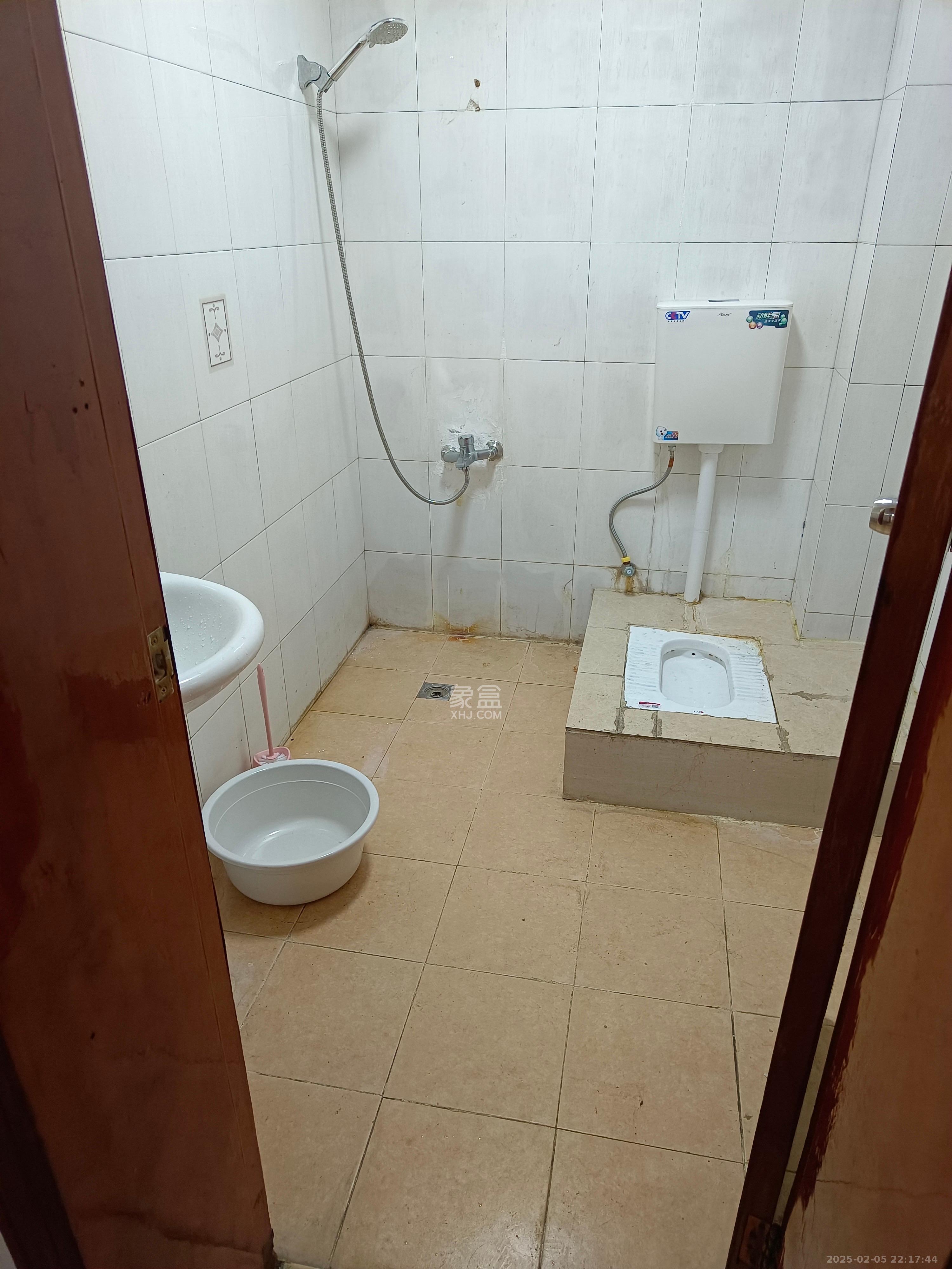 湖南省长沙市城乡规划局雨花区分局宿舍 3室2厅2卫 2300.0元/月 湖南省长沙市城乡规划局雨花区分局宿舍 3室2厅2卫 2300.0元/月室内图