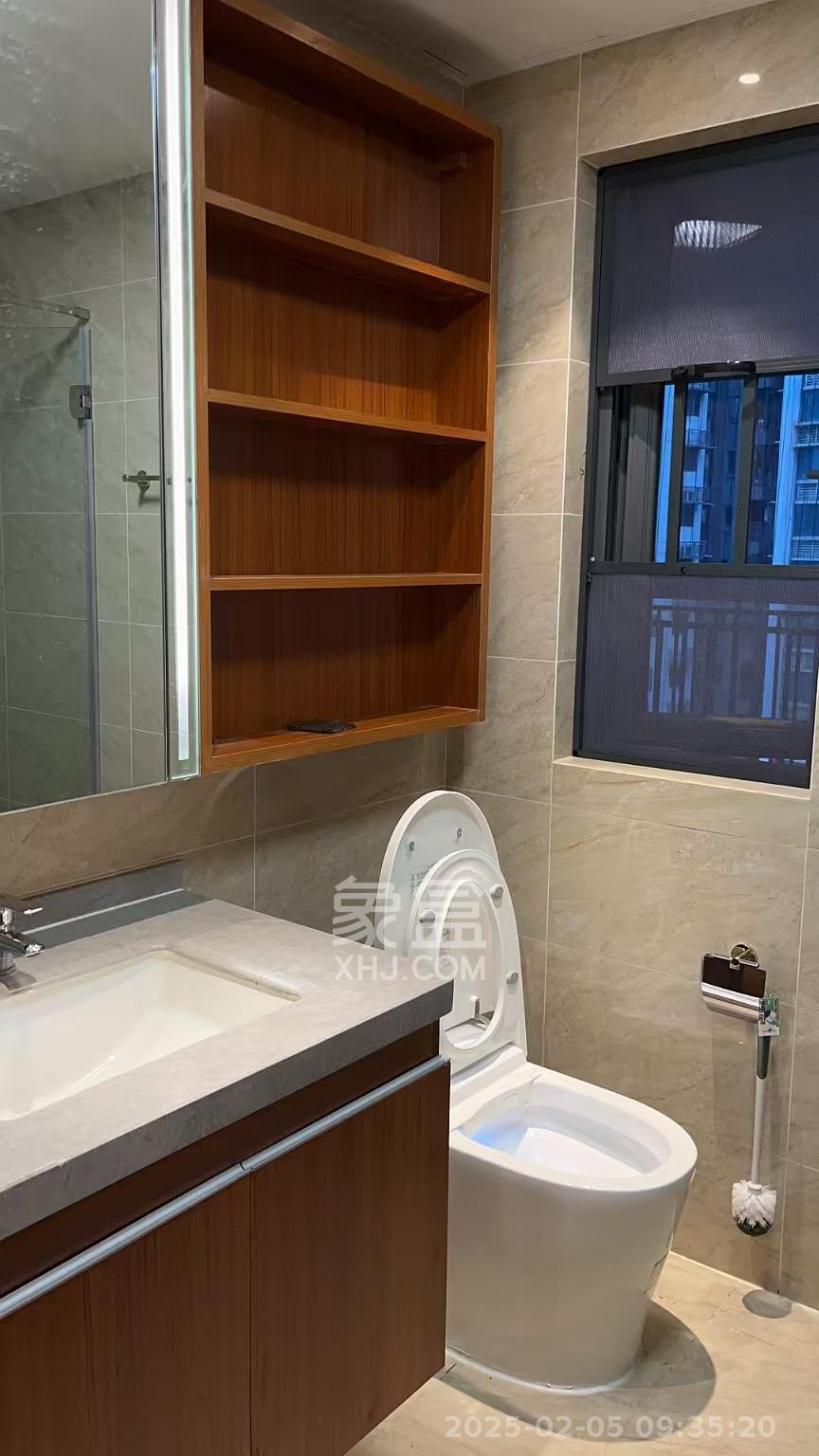 恒大文化旅游城A区  3室1厅2卫    1800.0元/月 恒大文化旅游城A区  3室1厅2卫    1800.0元/月室内图