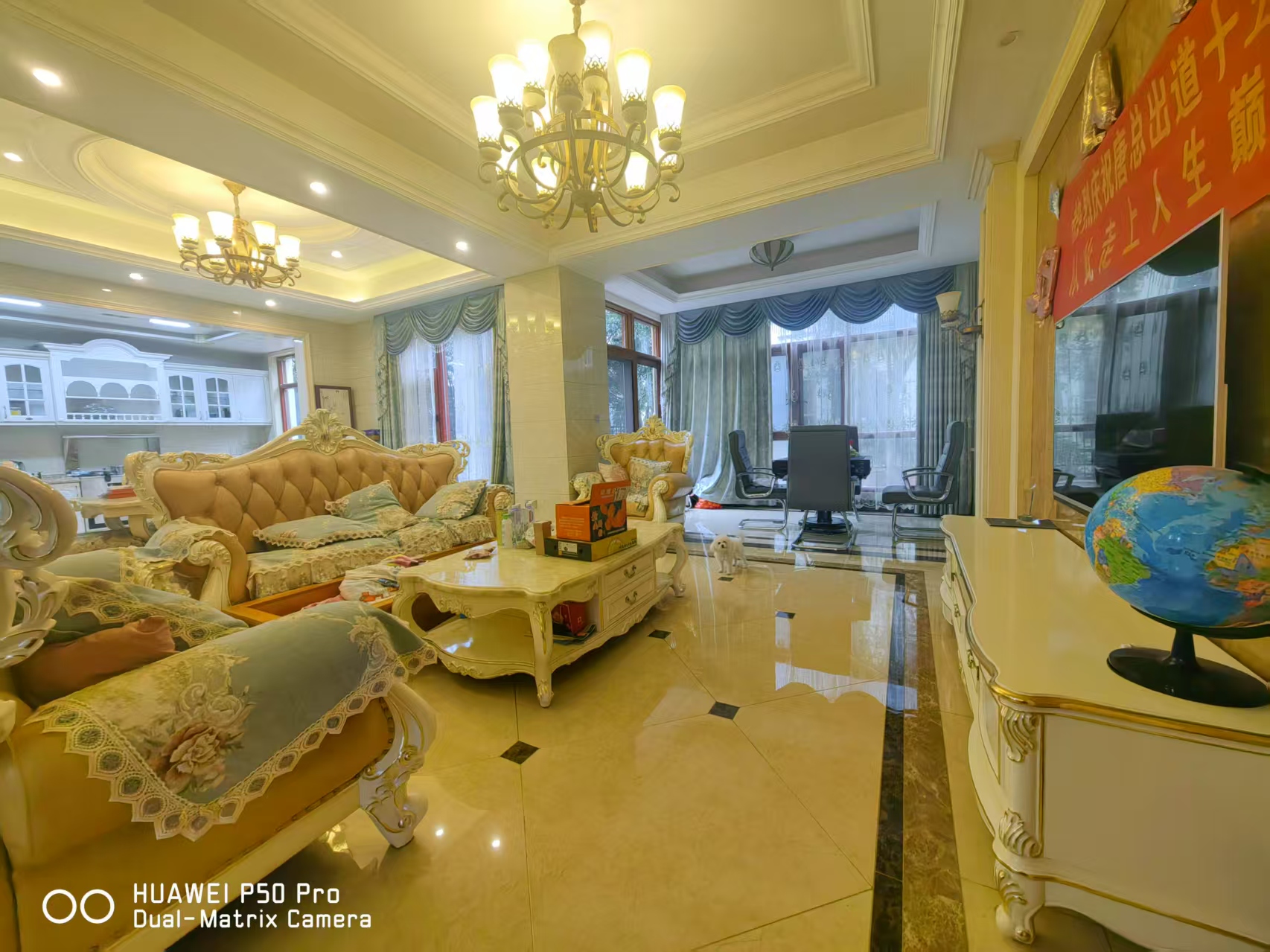 碧桂园 5室2厅4卫 368.8万 碧桂园 5室2厅4卫 368.8万卧室