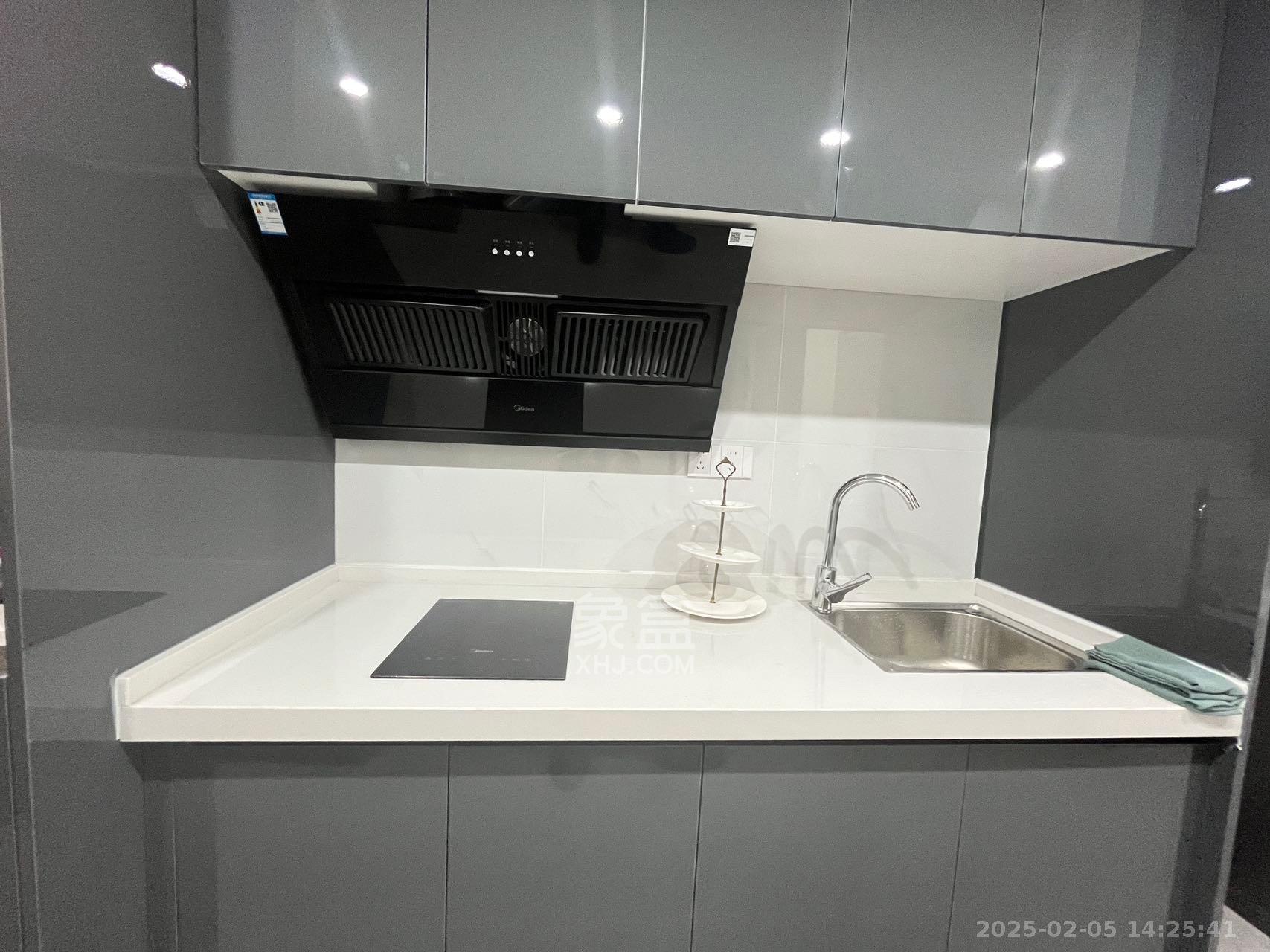 卓越江岸 2室0厅0卫 2700.0元/月 卓越江岸 2室0厅0卫 2700.0元/月室内图