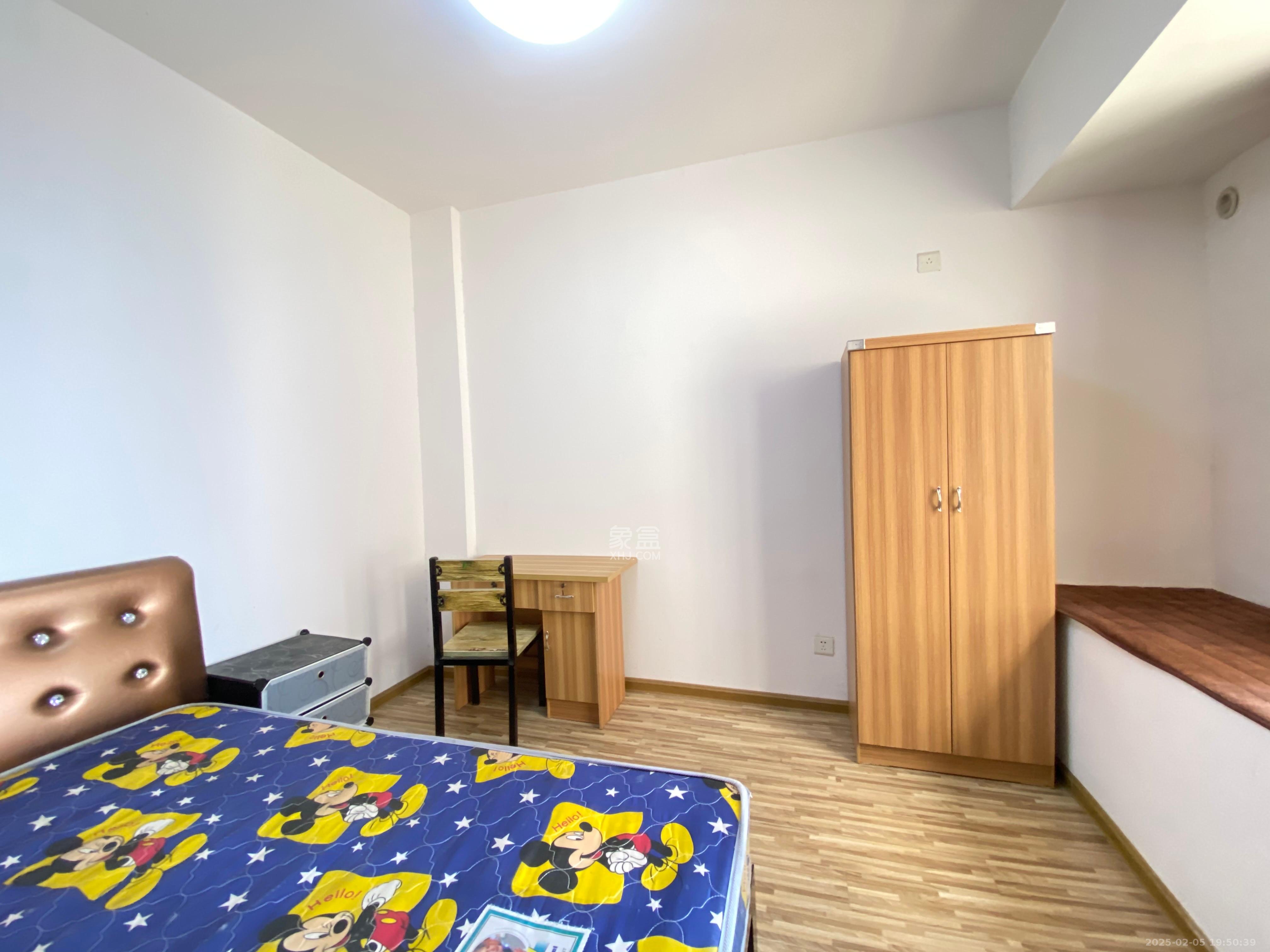 保利麓谷林语F区 2室1厅1卫 2000.0元/月 保利麓谷林语F区 2室1厅1卫 2000.0元/月室内图