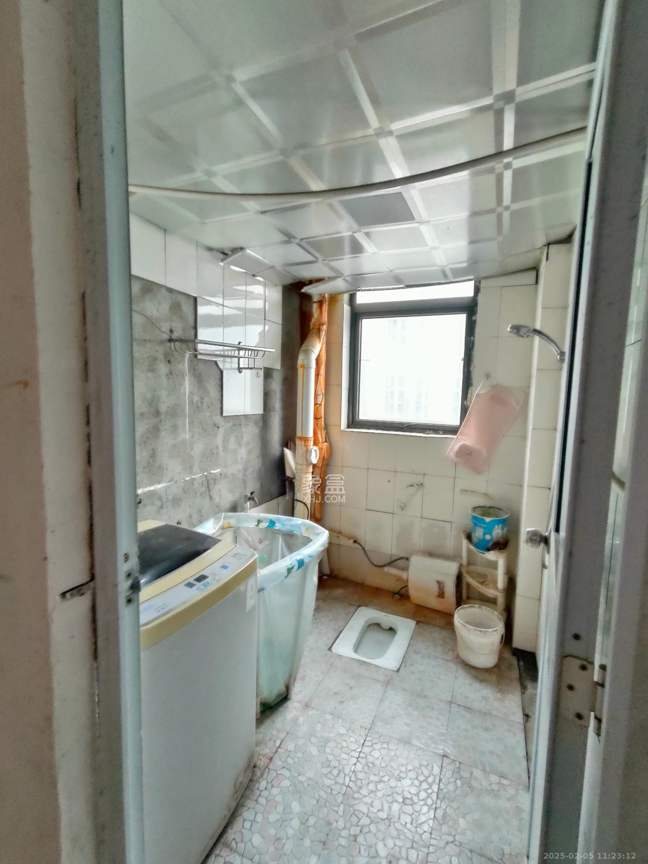 麓谷公馆(涉外国际公馆) 2室2厅1卫 1700.0元/月 麓谷公馆(涉外国际公馆) 2室2厅1卫 1700.0元/月室内图