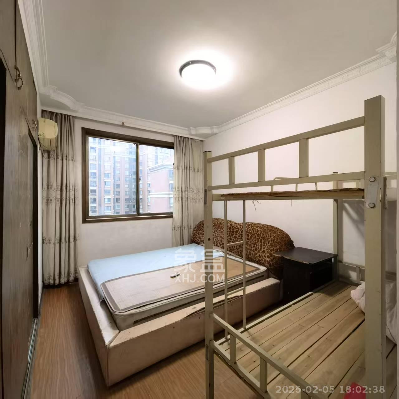 银路家园(公路局单位房)  3室2厅2卫    1350.0元/月 银路家园(公路局单位房)  3室2厅2卫    1350.0元/月室内图