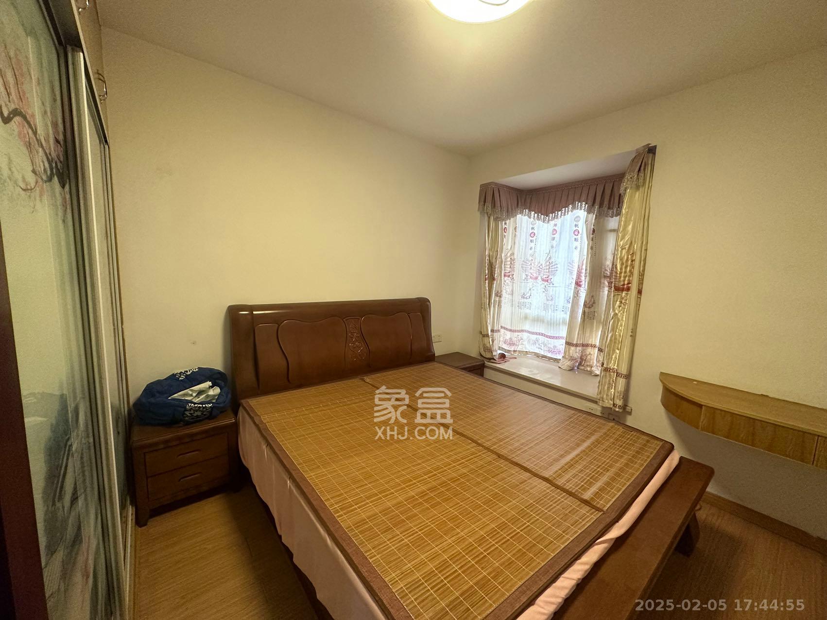 丽发新城  2室1厅1卫   1900.00元/月室内图