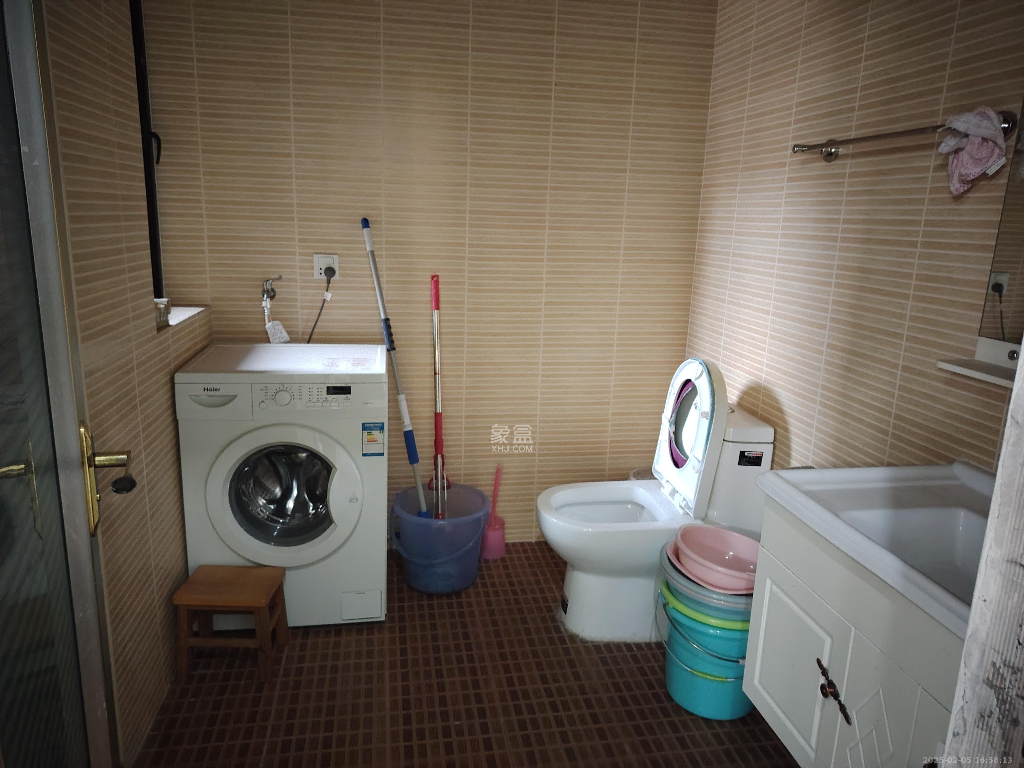 幸福考拉 1室2厅1卫 2400.0元/月 幸福考拉 1室2厅1卫 2400.0元/月室内图