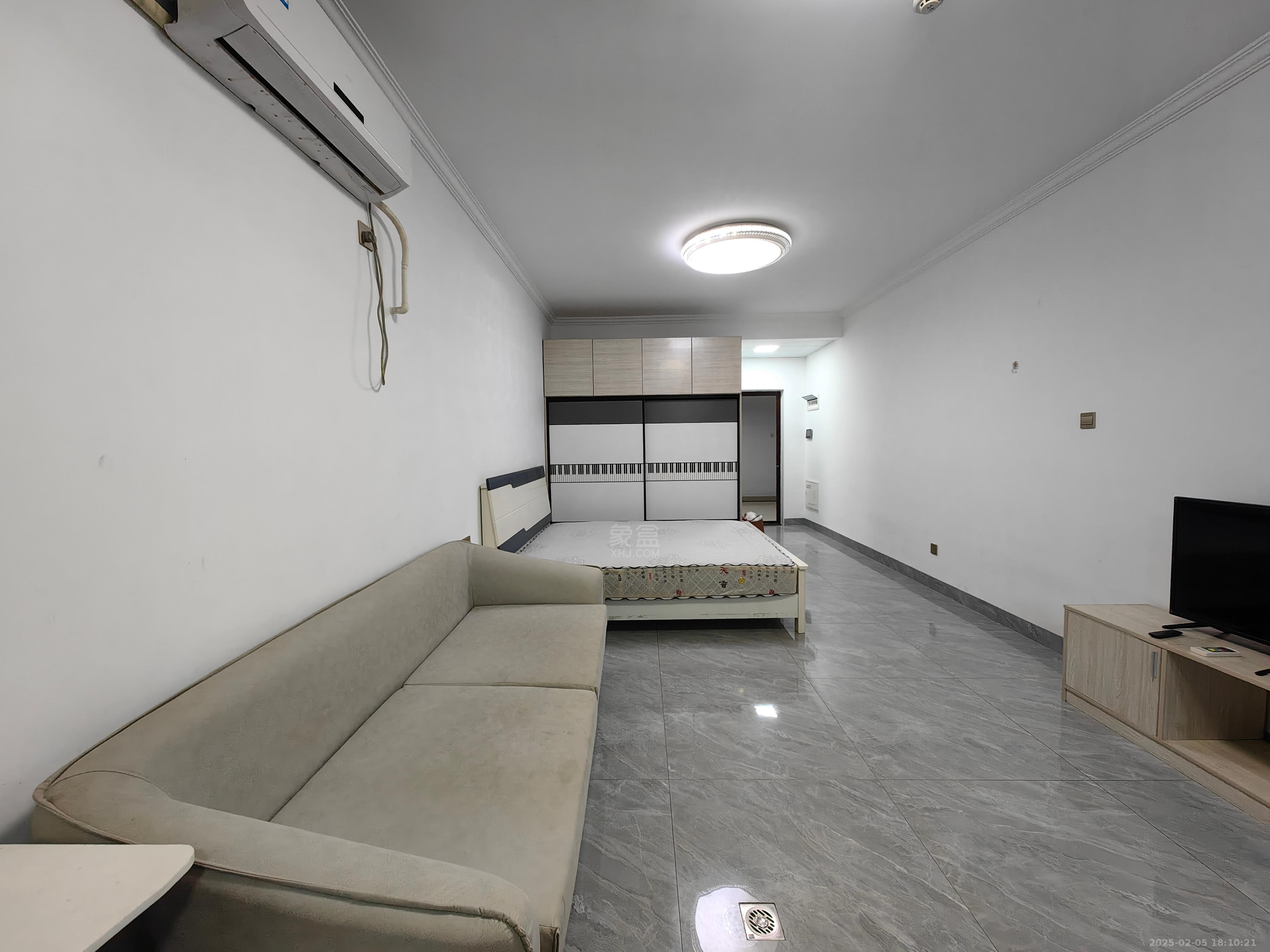 山水洲城华晨第一城 1室0厅0卫 1400.0元/月 山水洲城华晨第一城 1室0厅0卫 1400.0元/月室内图