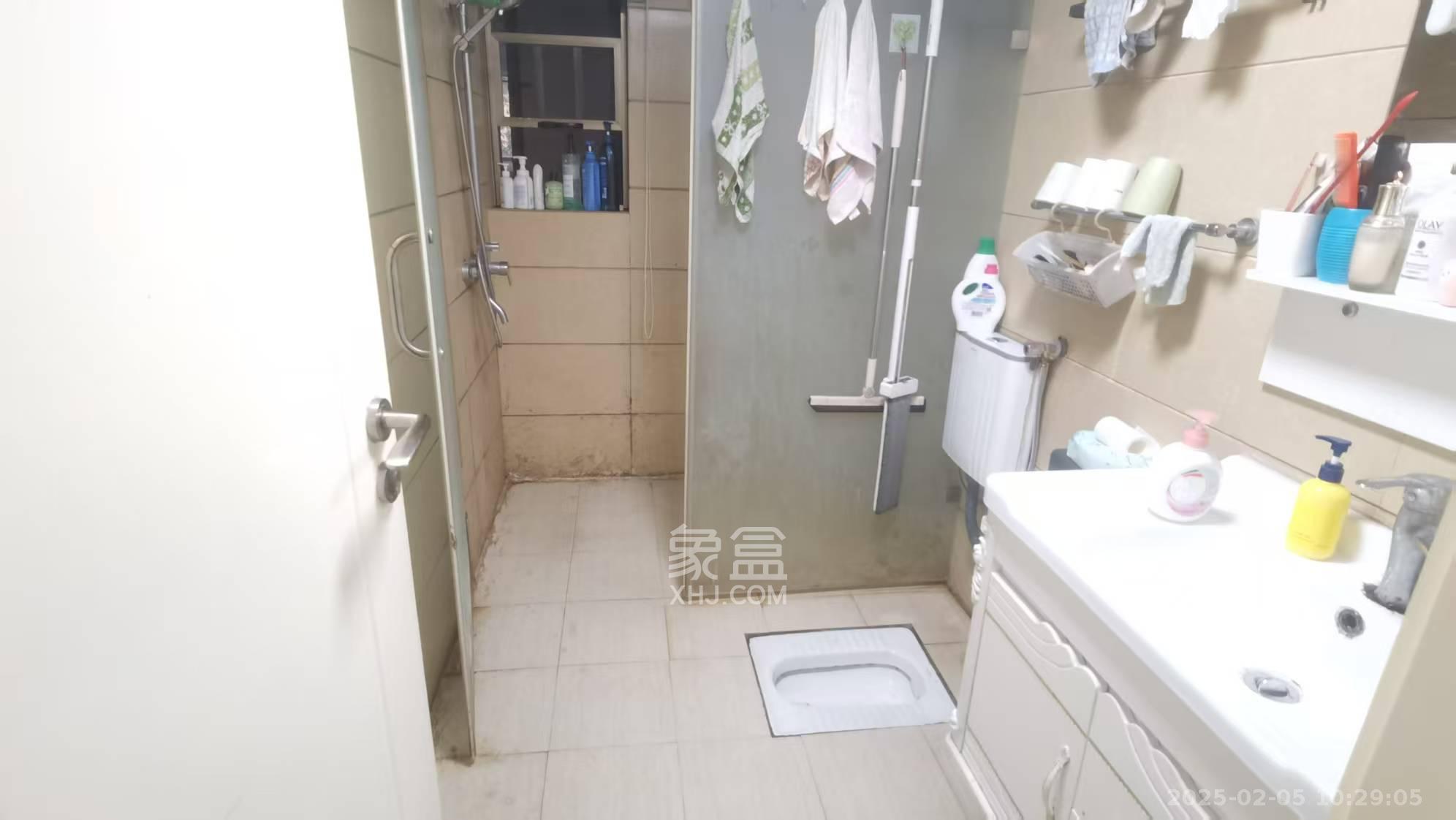 江山帝景雅典  3室2厅1卫    1800.0元/月 江山帝景雅典  3室2厅1卫    1800.0元/月室内图