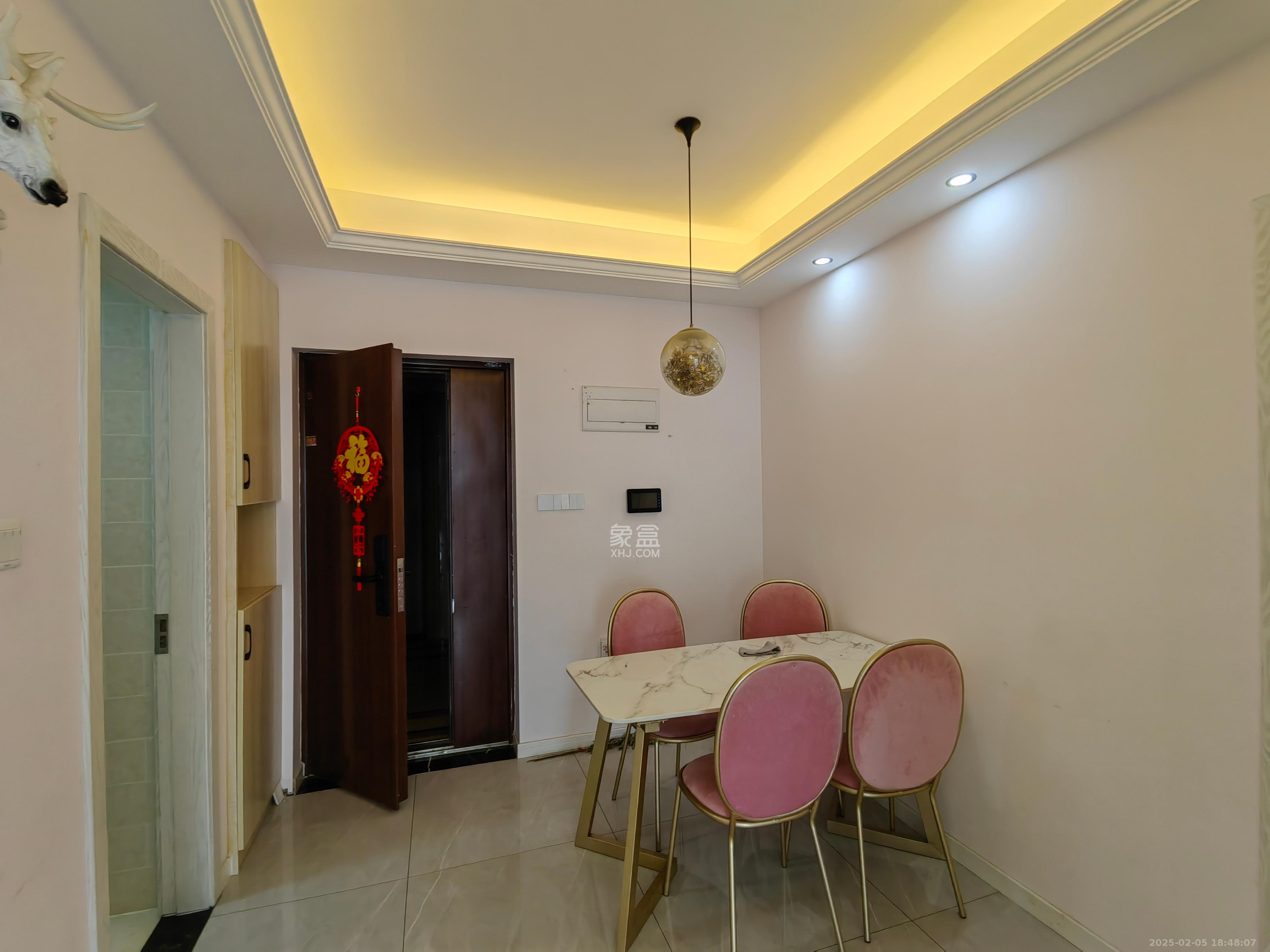 中建梅溪湖中心 2室2厅1卫 4000.00元/月 中建梅溪湖中心 2室2厅1卫 4000.00元/月室内图