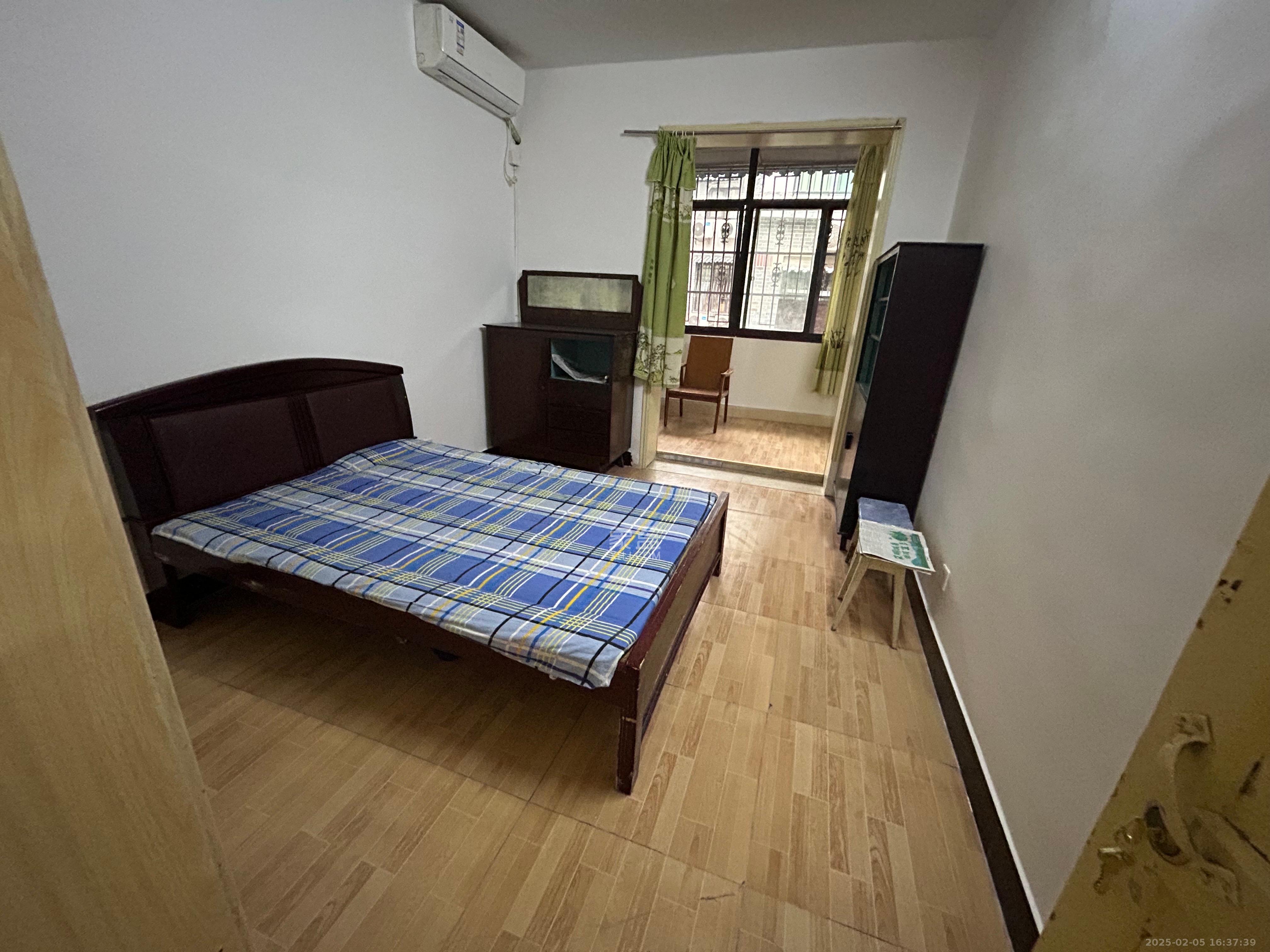 登隆街散盘 2室1厅1卫 2600.0元/月 登隆街散盘 2室1厅1卫 2600.0元/月室内图