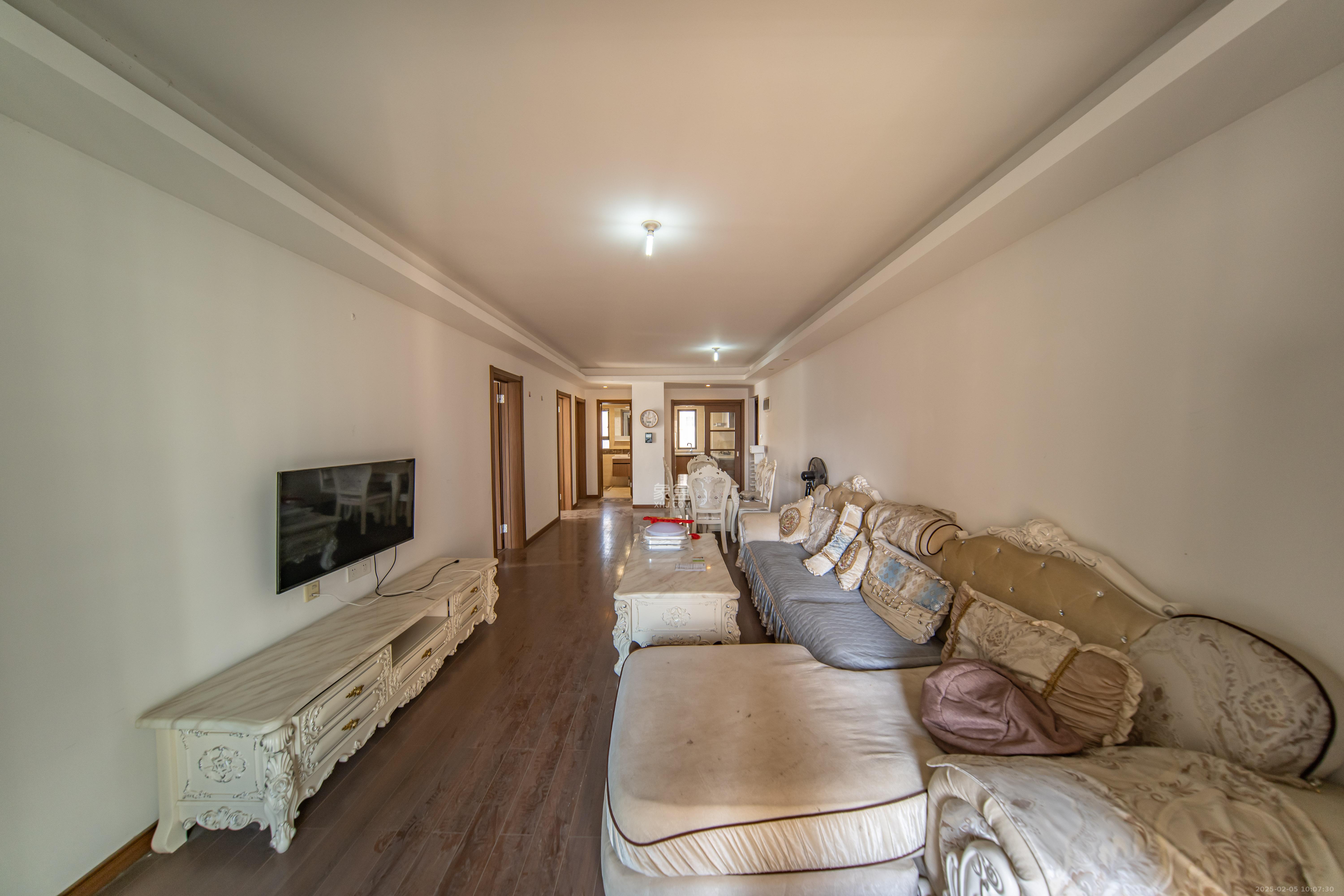 万科白鹭郡 3室2厅2卫 3000.0元/月 万科白鹭郡 3室2厅2卫 3000.0元/月室内图