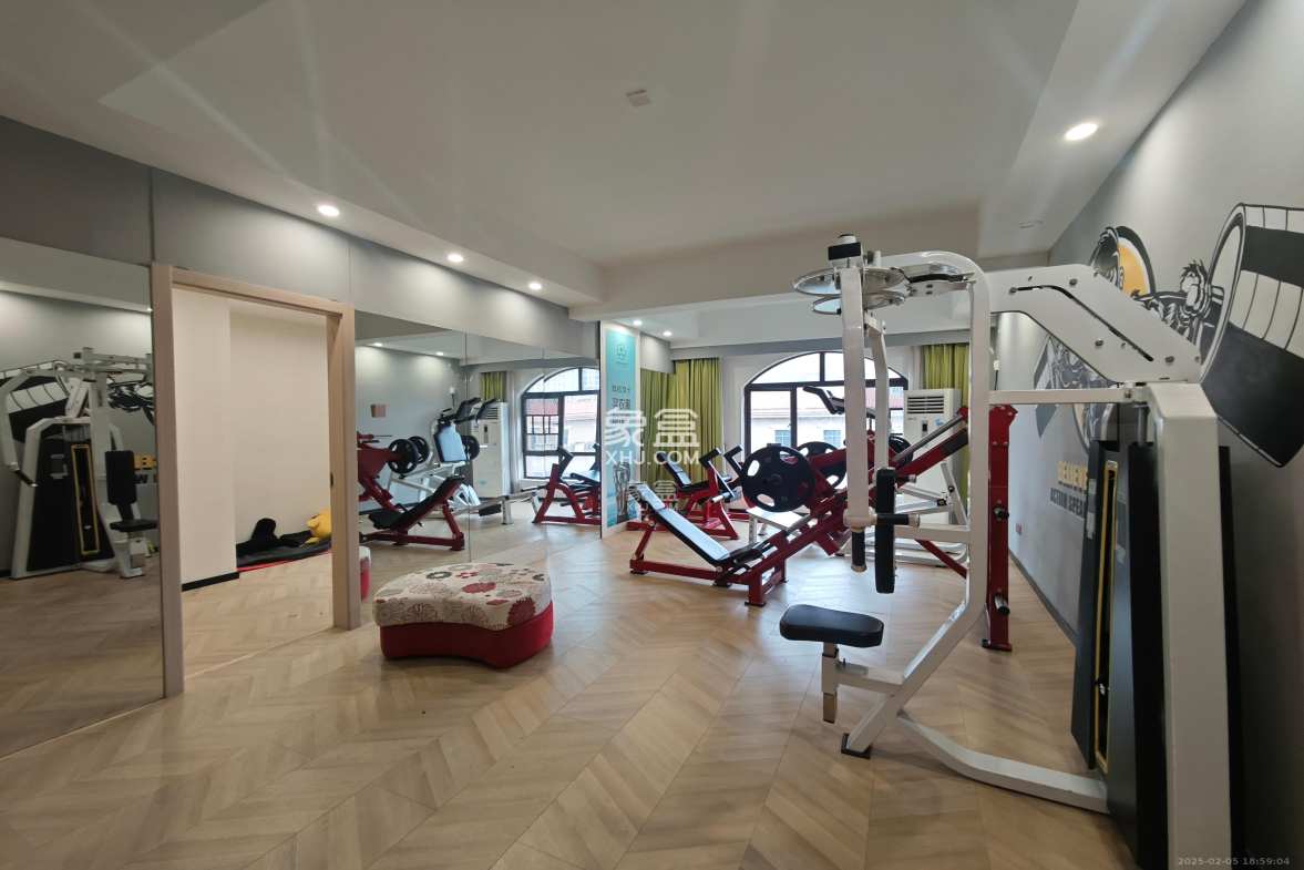 珠江郦城璞墅  6室2厅2卫    7500.0元/月 珠江郦城璞墅  6室2厅2卫    7500.0元/月室内图